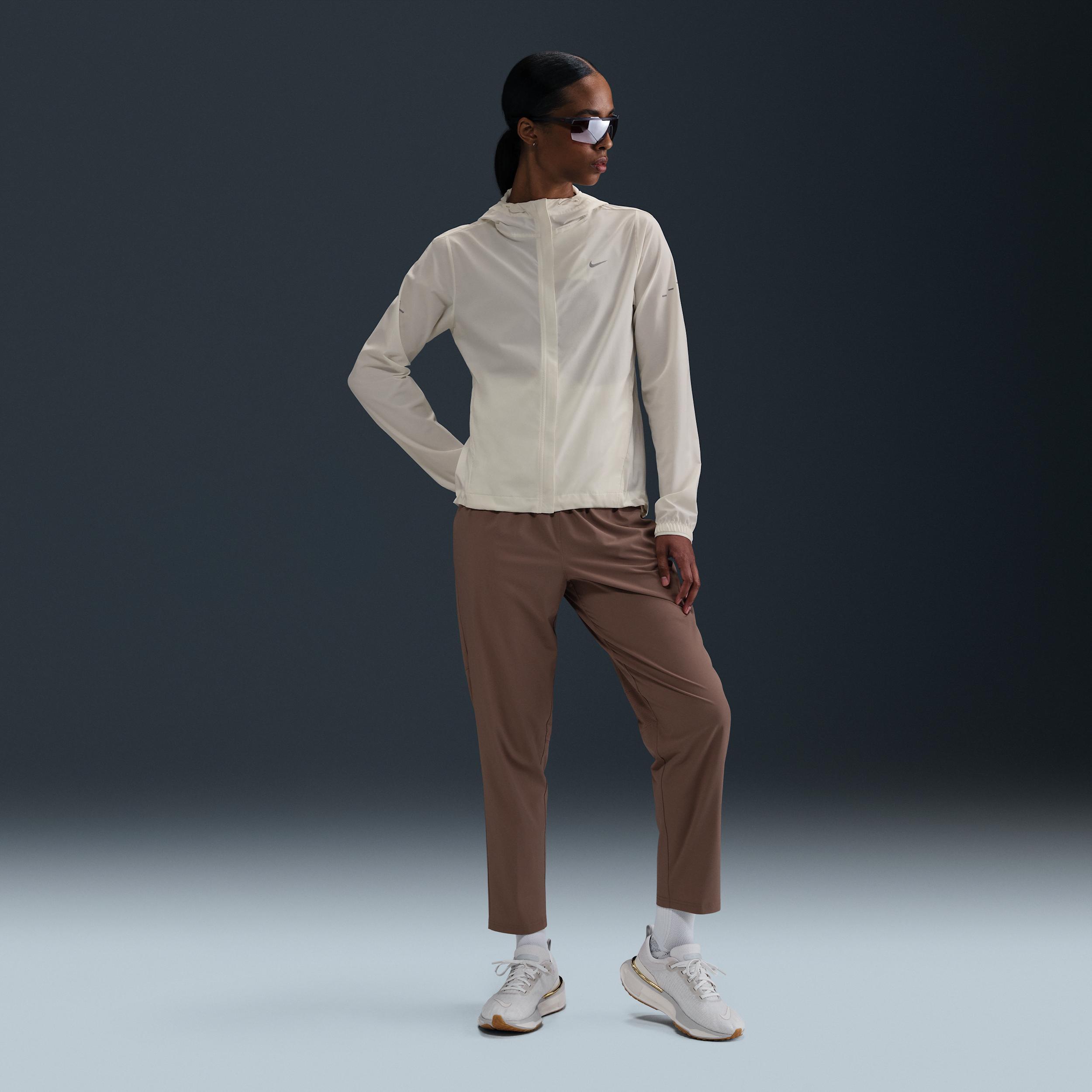 Nike Women's Swift Repel Packable Running Jacket Product Image