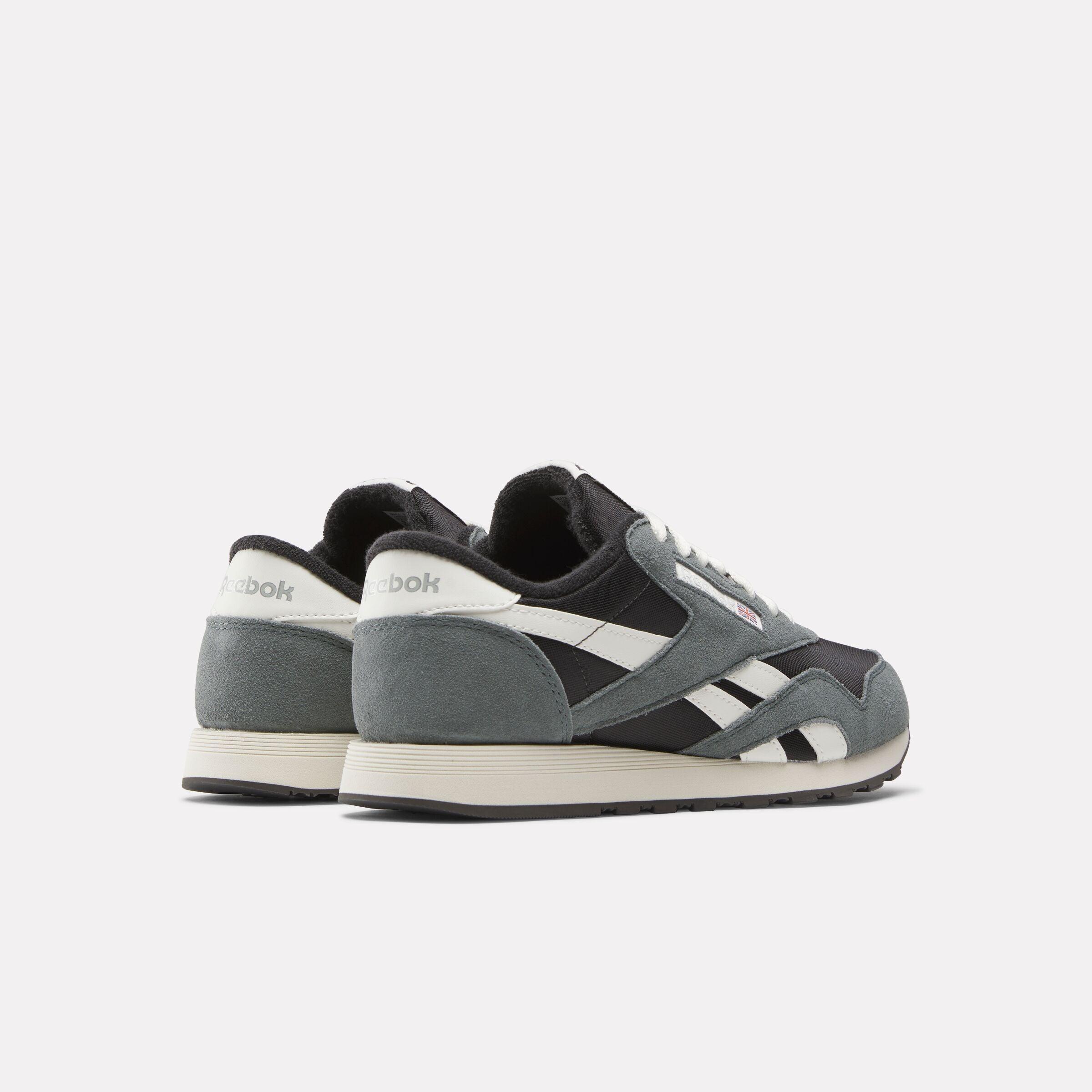 Men's Classic Nylon Shoes Product Image