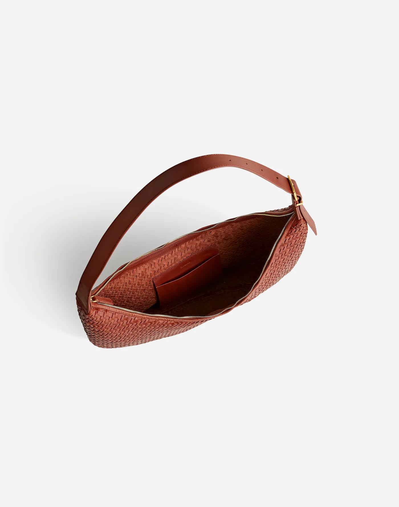 The Essential Curve Shoulder Bag Product Image