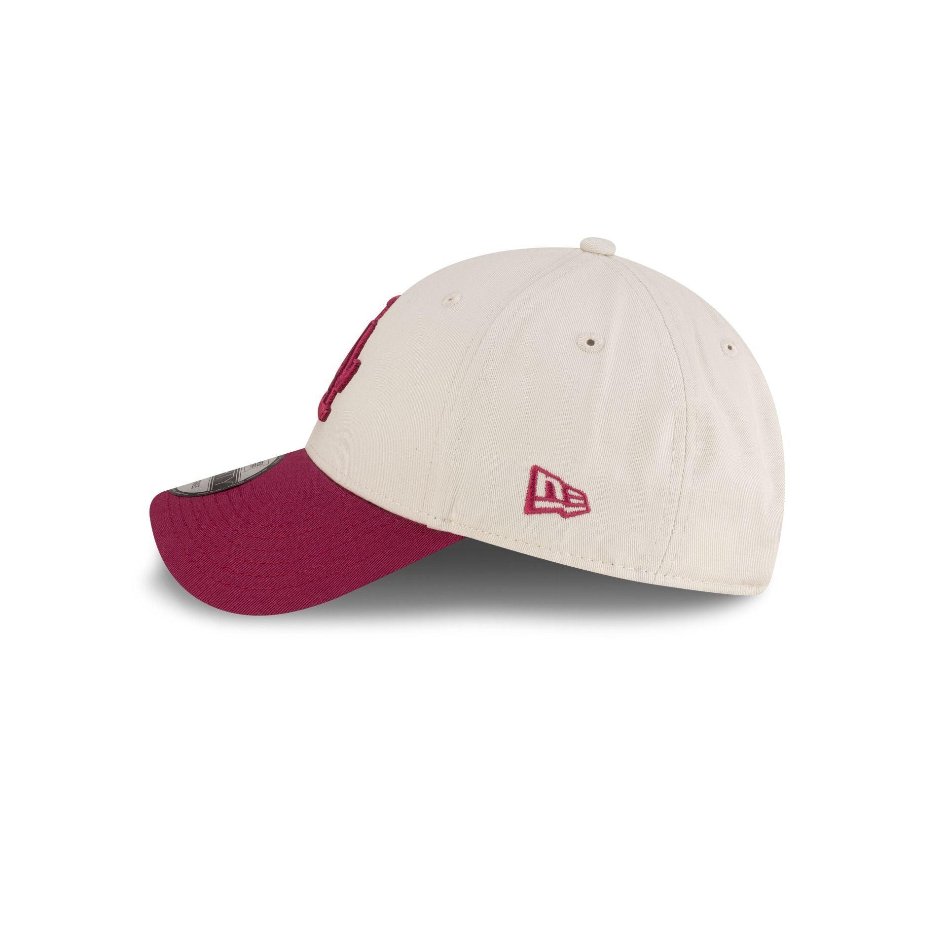 Los Angeles Dodgers Side Script 9FORTY Adjustable Hat Male Product Image