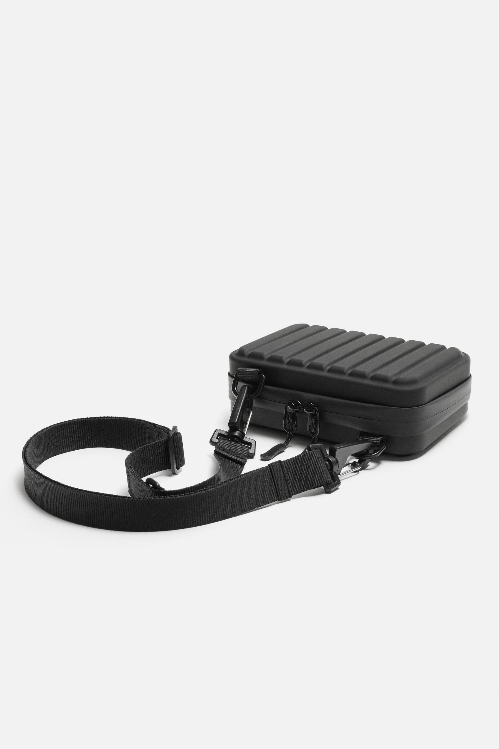 RIGID CROSSBODY BAG Product Image