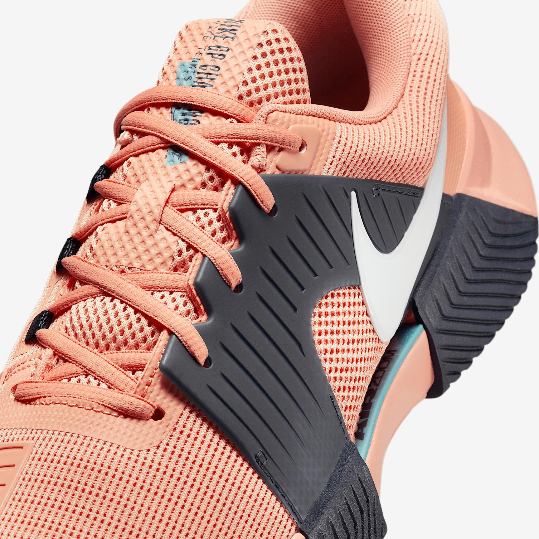 Nike Zoom GP Challenge 1 Men's Hard Court Tennis Shoes Product Image
