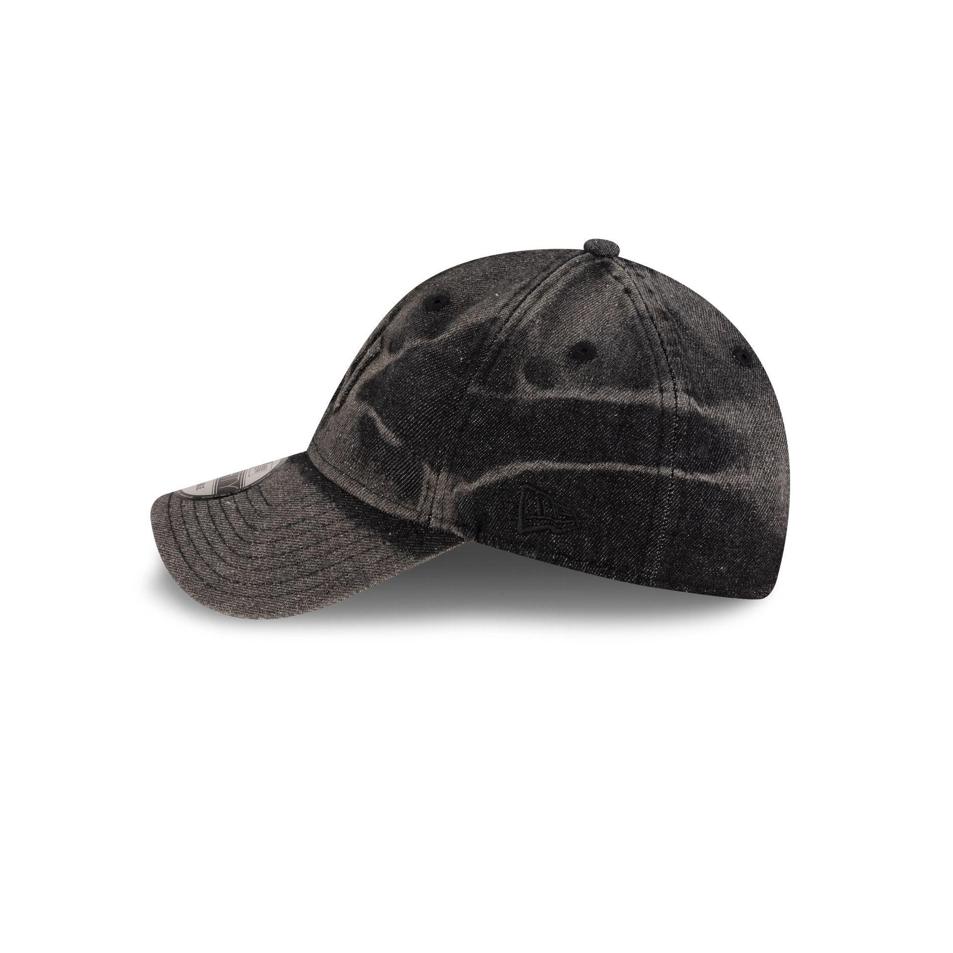 New York Yankees Embo Black Denim 9FORTY Adjustable Hat Male Product Image