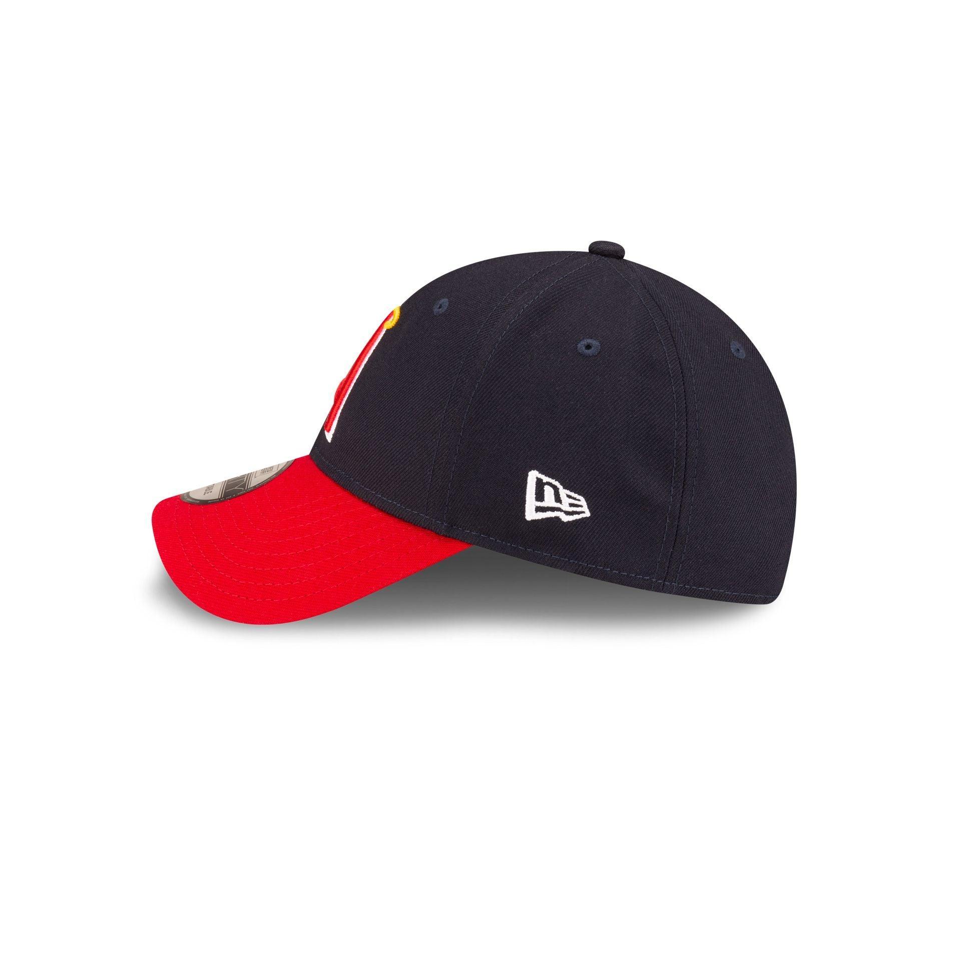 Manchester United Seasonal Blue 9FORTY Adjustable Hat Male Product Image
