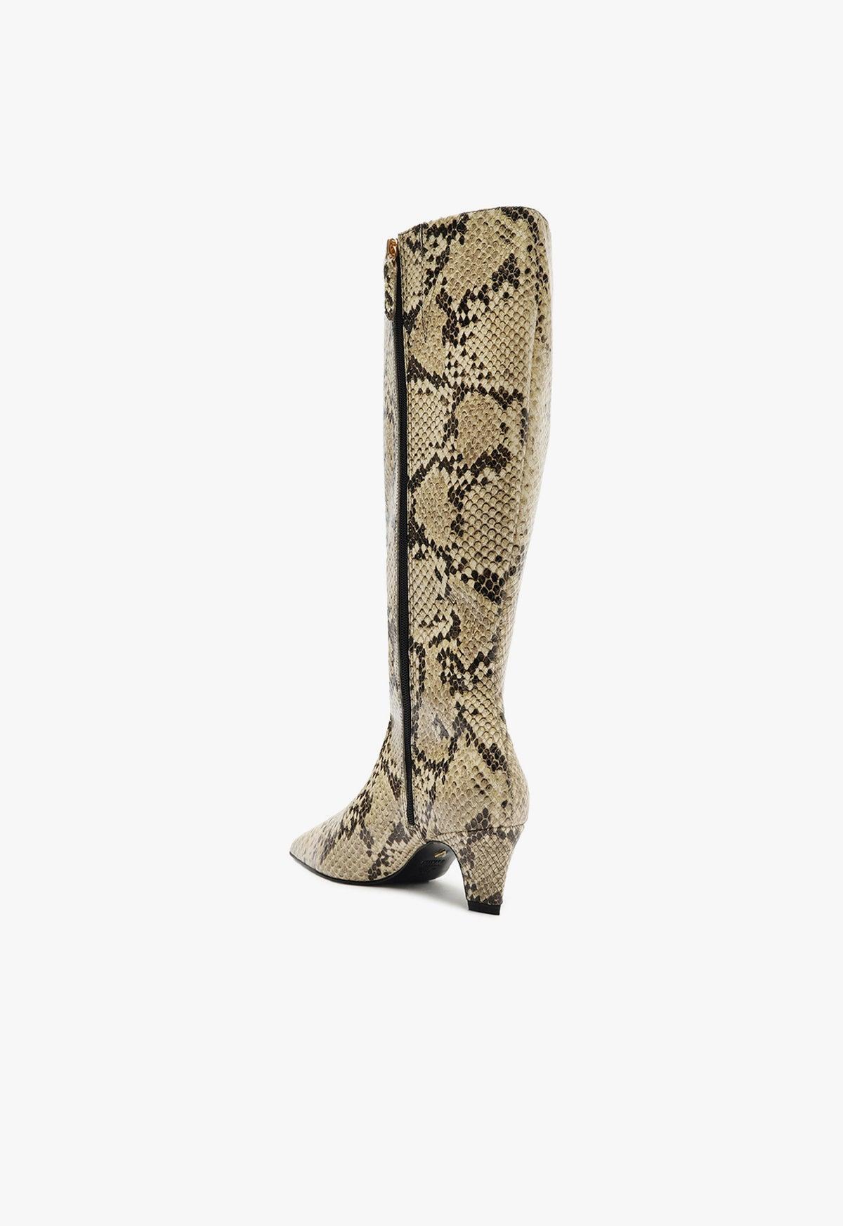 Dellia Up Boot Product Image