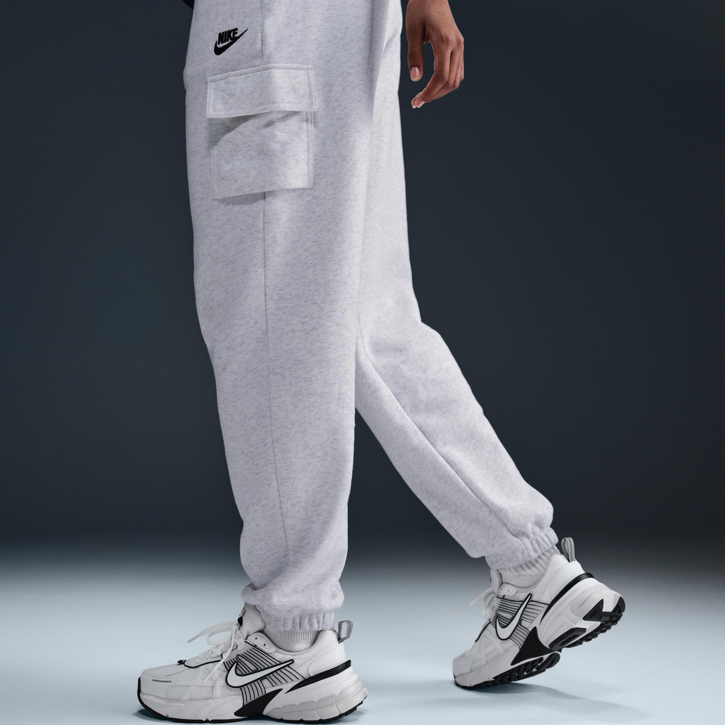 Nike Sportswear Club Fleece Women's Mid-Rise Oversized Cargo Sweatpants Product Image