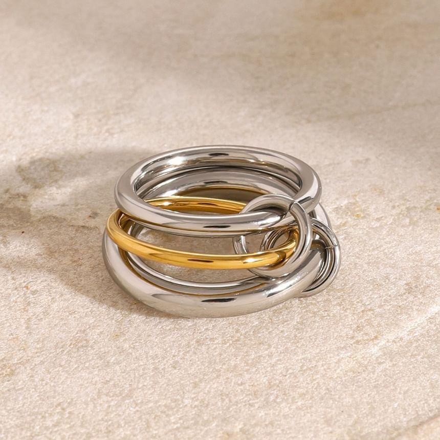 Metallic Layered Ring Product Image