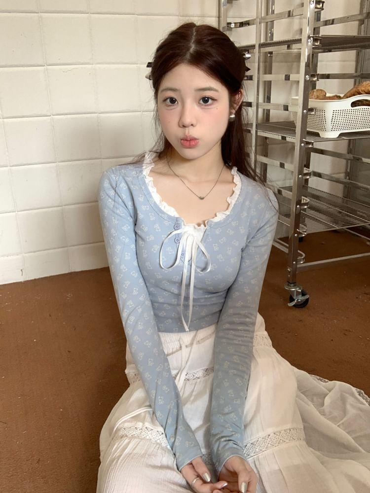 Long-Sleeve U-Neck Bear Print Lace Trim Top Product Image