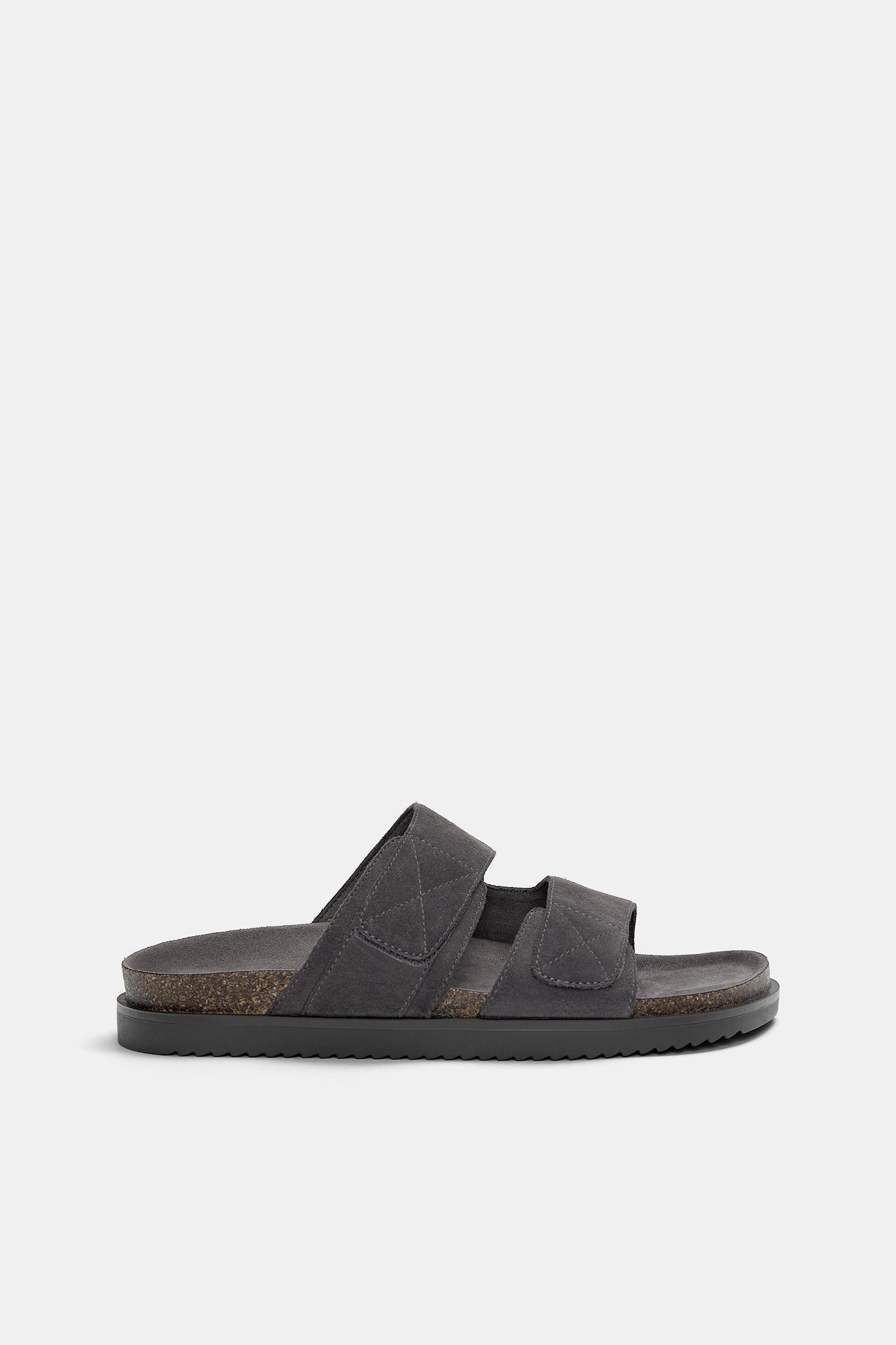 Leather flat sandals Product Image