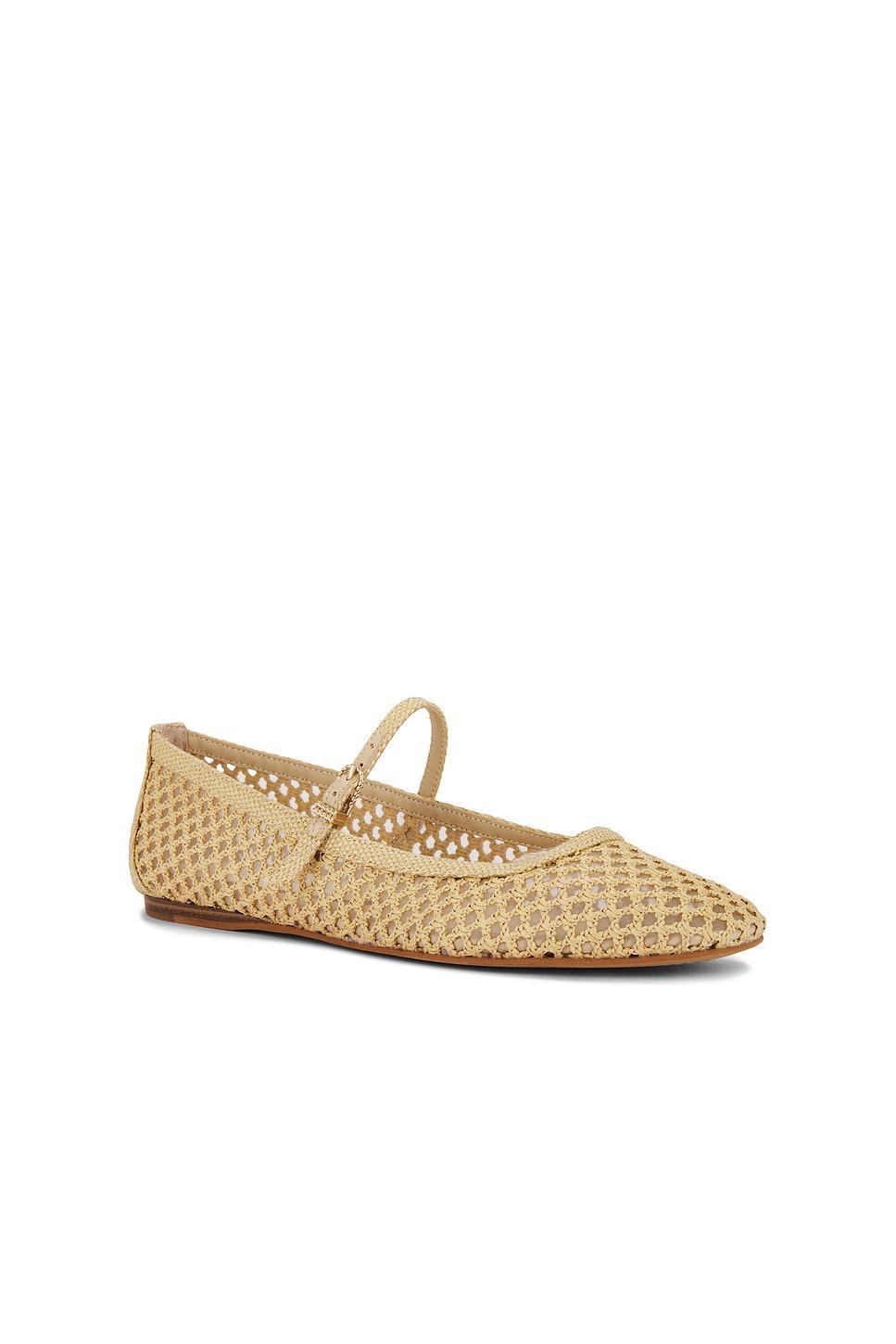 Reyes Flat Dolce Vita Product Image