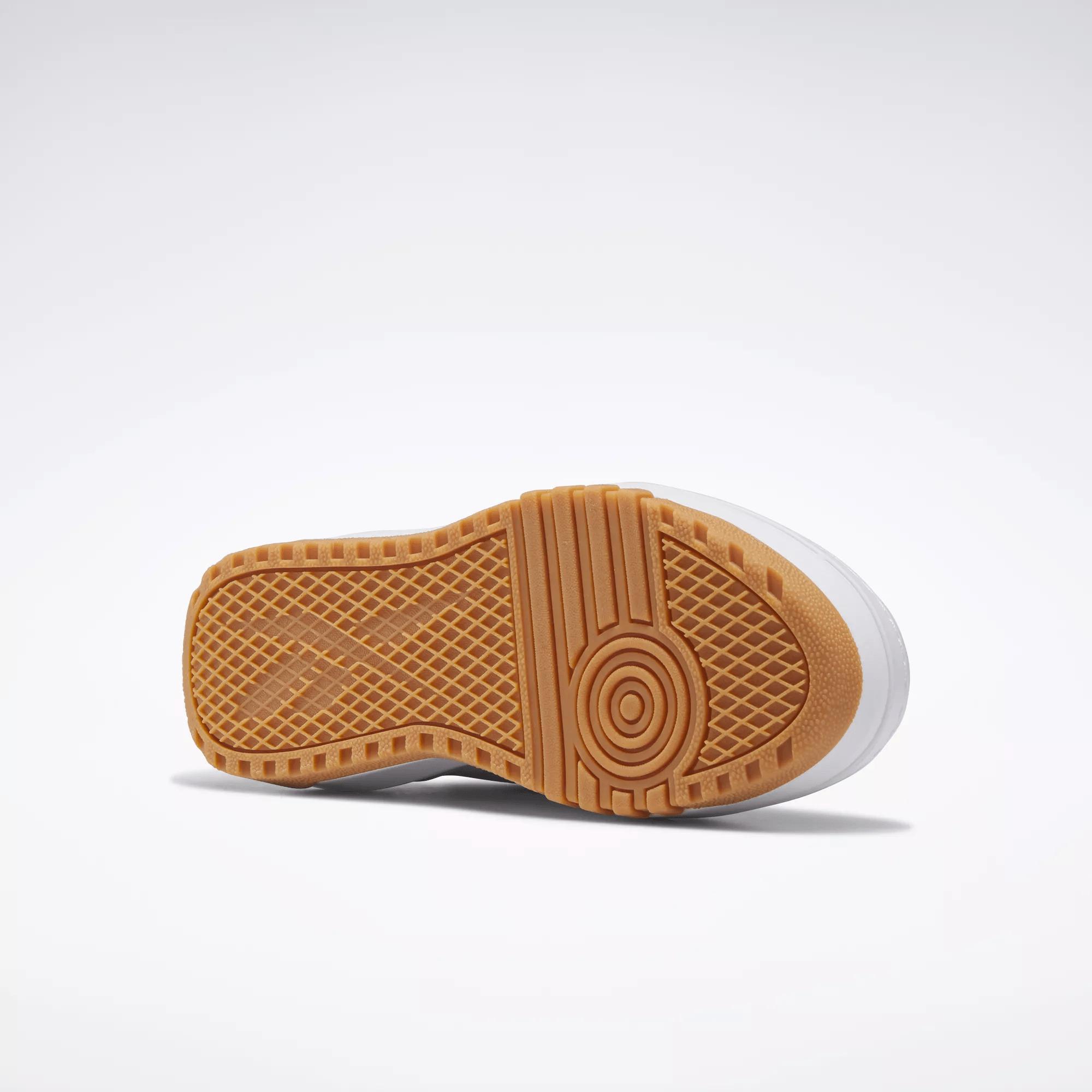 Women's Club C Extra Shoes in White Product Image