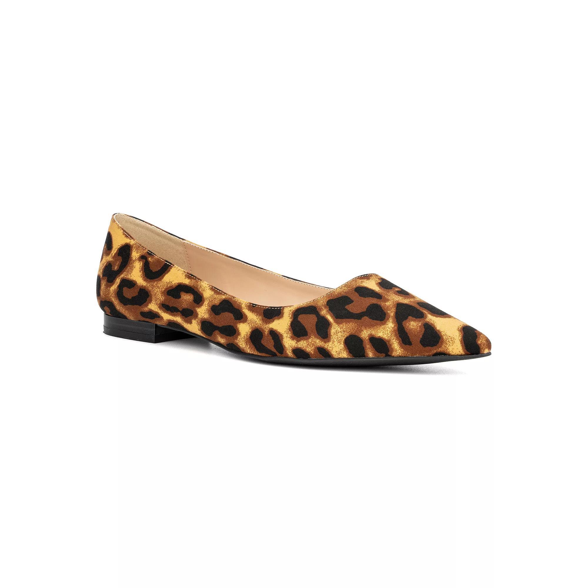 Fashion to Figure Bailey Womens Ballet Flats Product Image