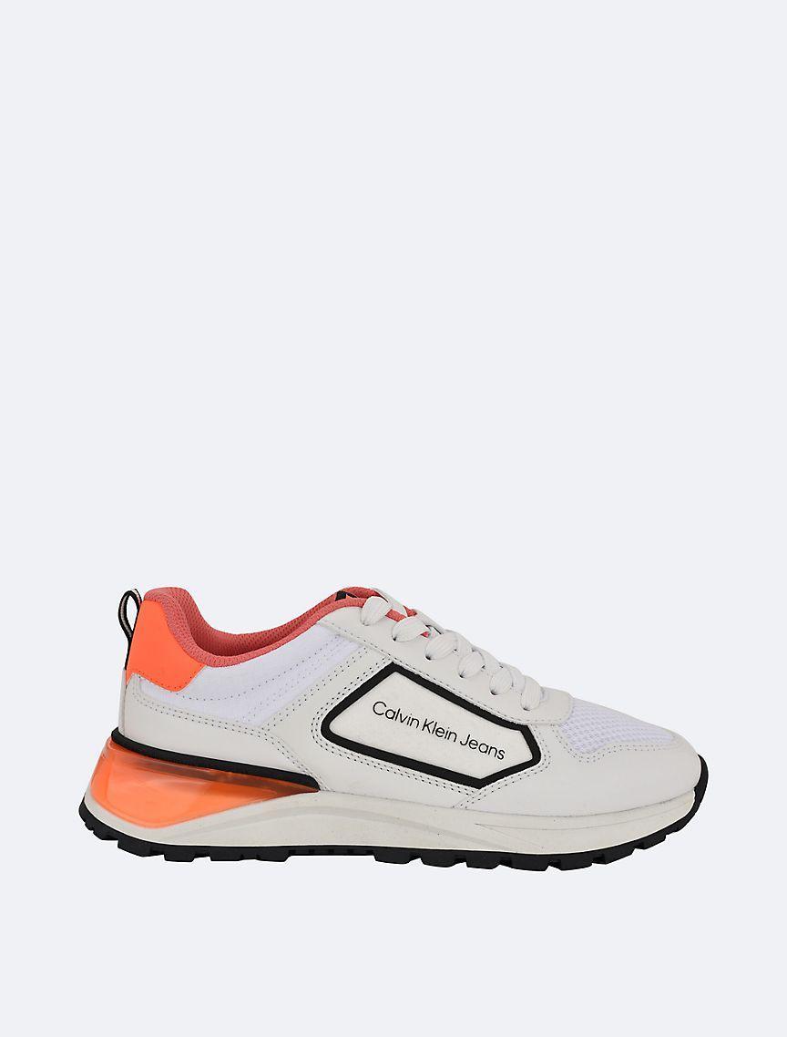 Women's Gogetit Sneaker Product Image