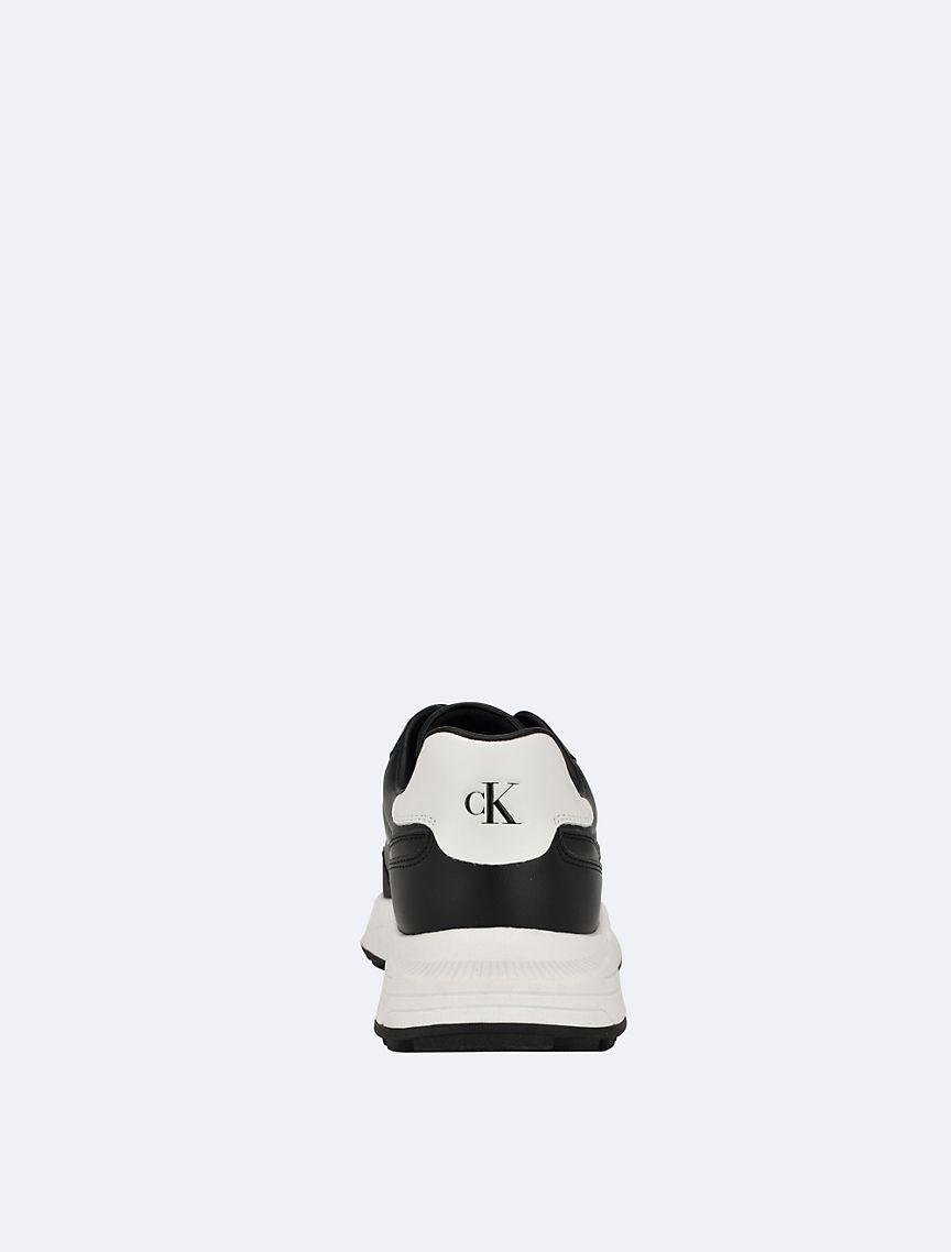 Men's Blend Sneaker Product Image