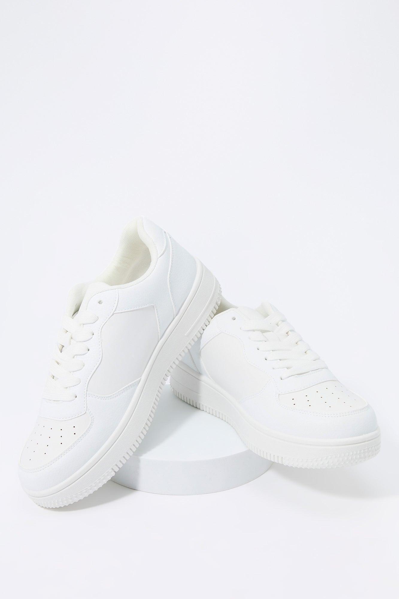 Classic Low Top Sneaker Female Product Image