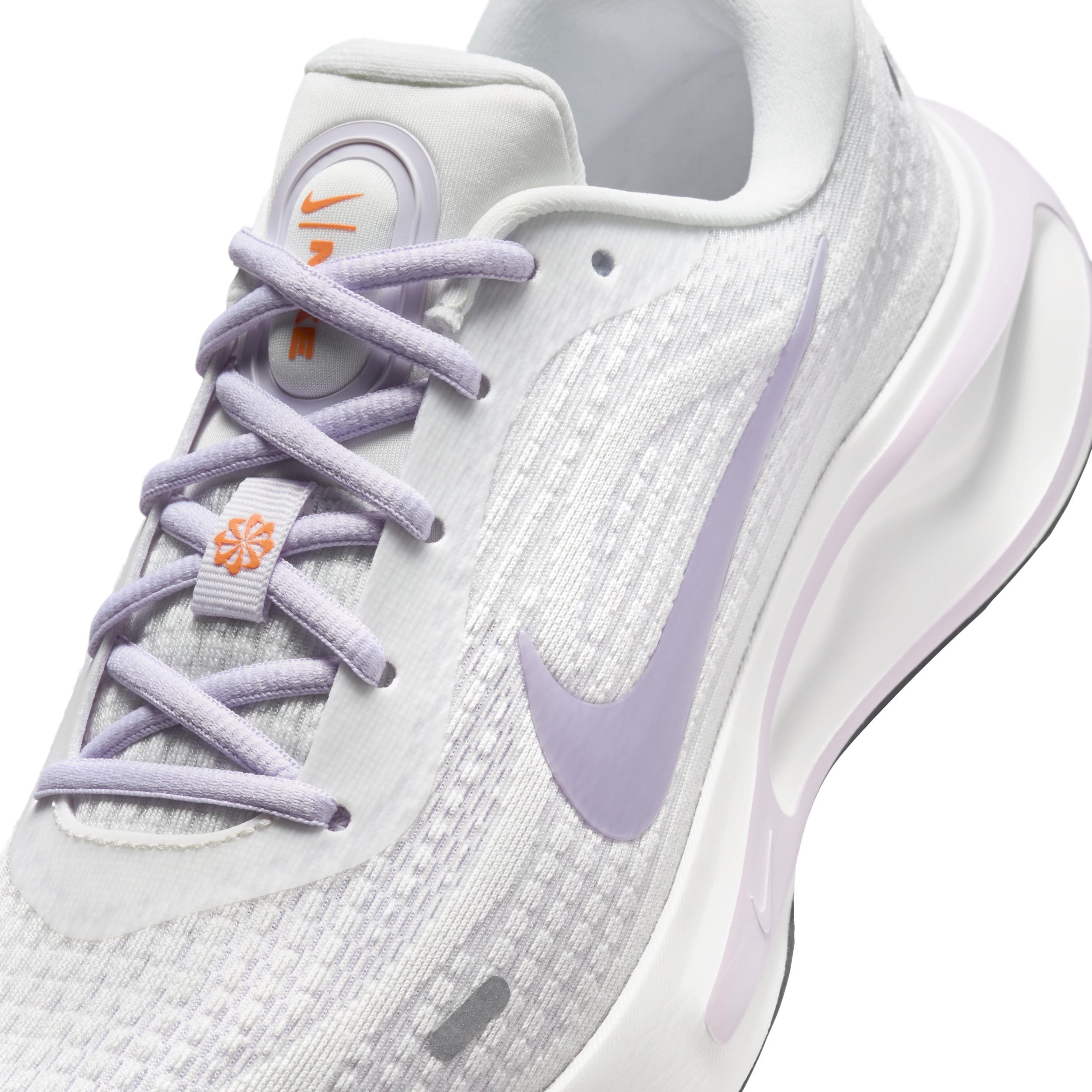Nike Women's Journey Run Road Running Shoes Product Image