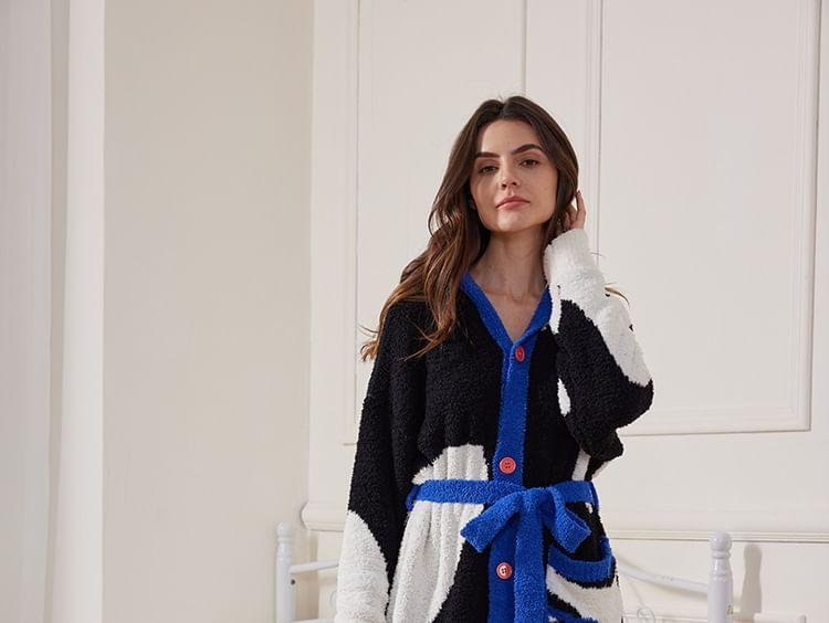 Long-Sleeve V-Neck Color Block Pajama Dress Product Image