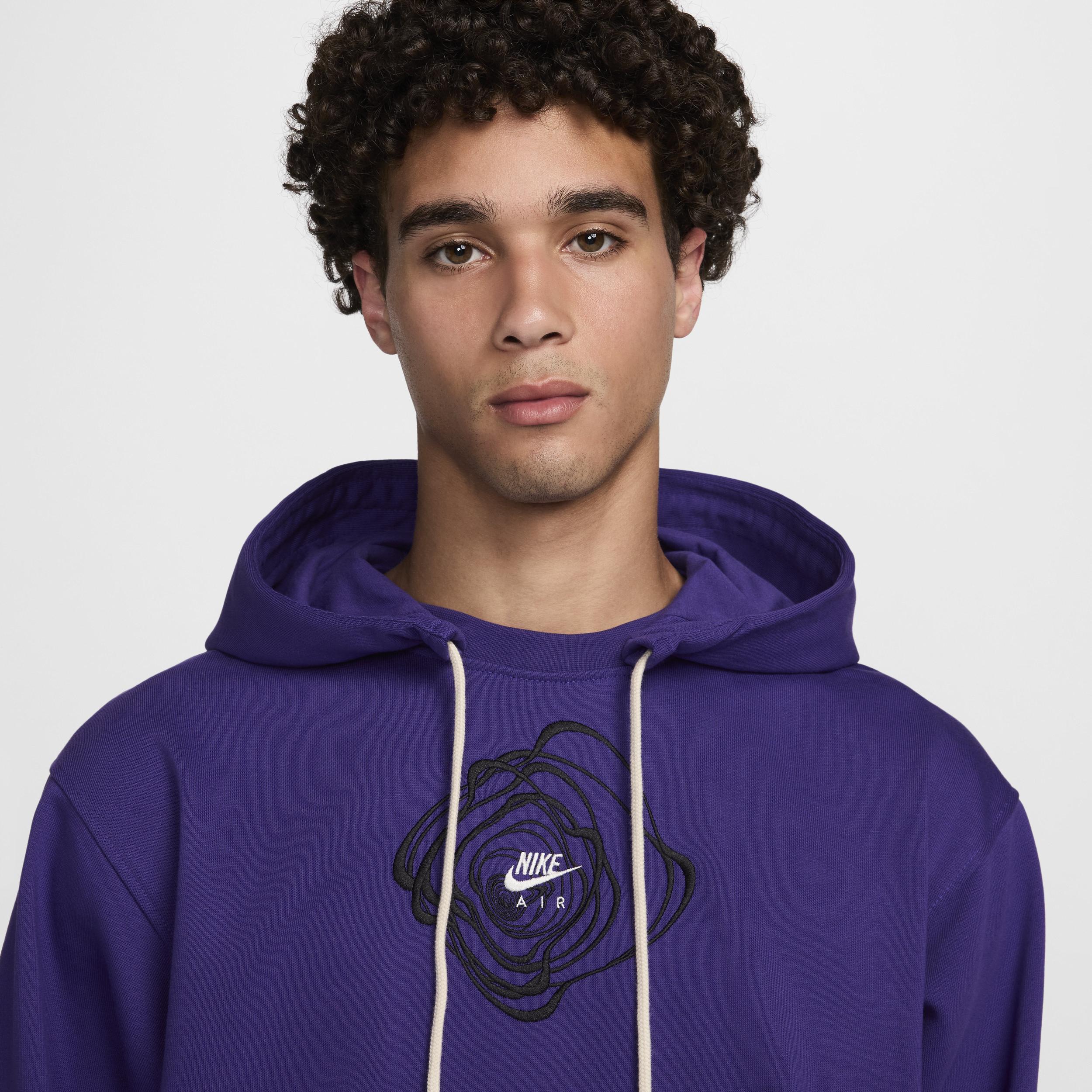 Nike Men's Standard Issue Basketball Pullover Hoodie Product Image