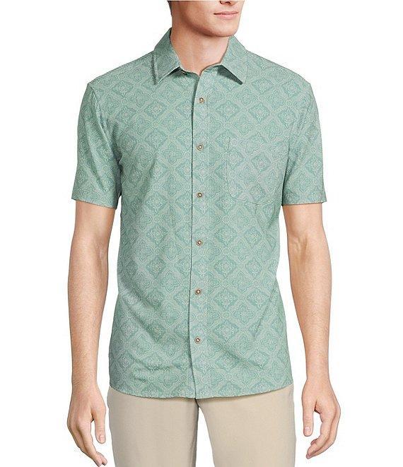 Rowm Performance Rec + Relax Short Sleeve Medallion Print Seersucker Shirt Product Image