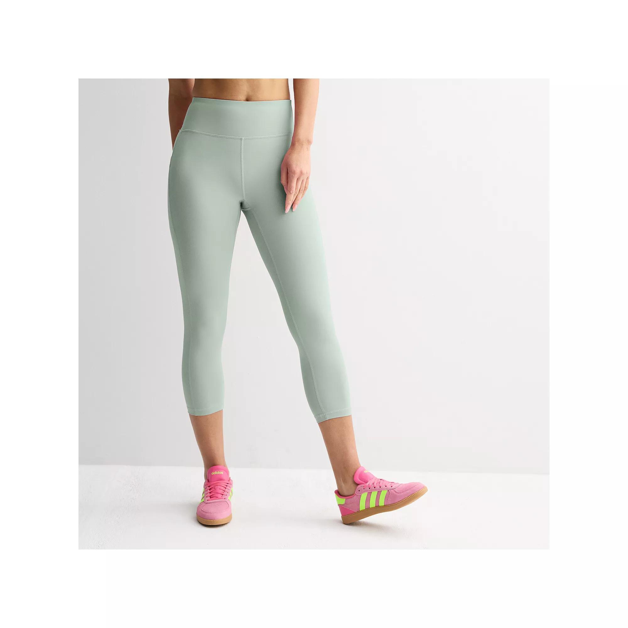 Women's Tek Gear® Ultrastretch Pocket High-Waisted Capri Leggings, Size: Large, Ostego Bay Product Image