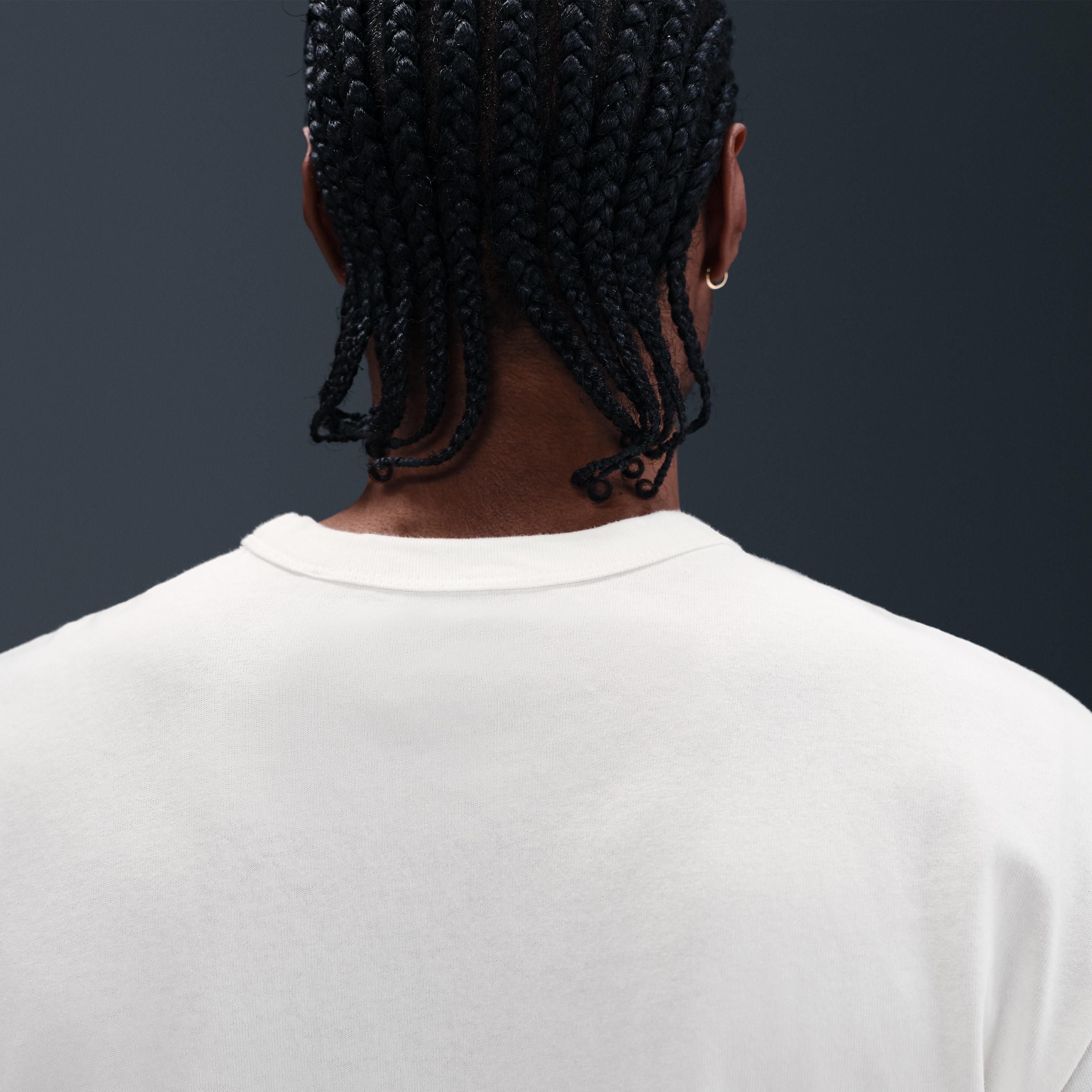 Men's Nike Sportswear Premium Essentials T-shirt Product Image