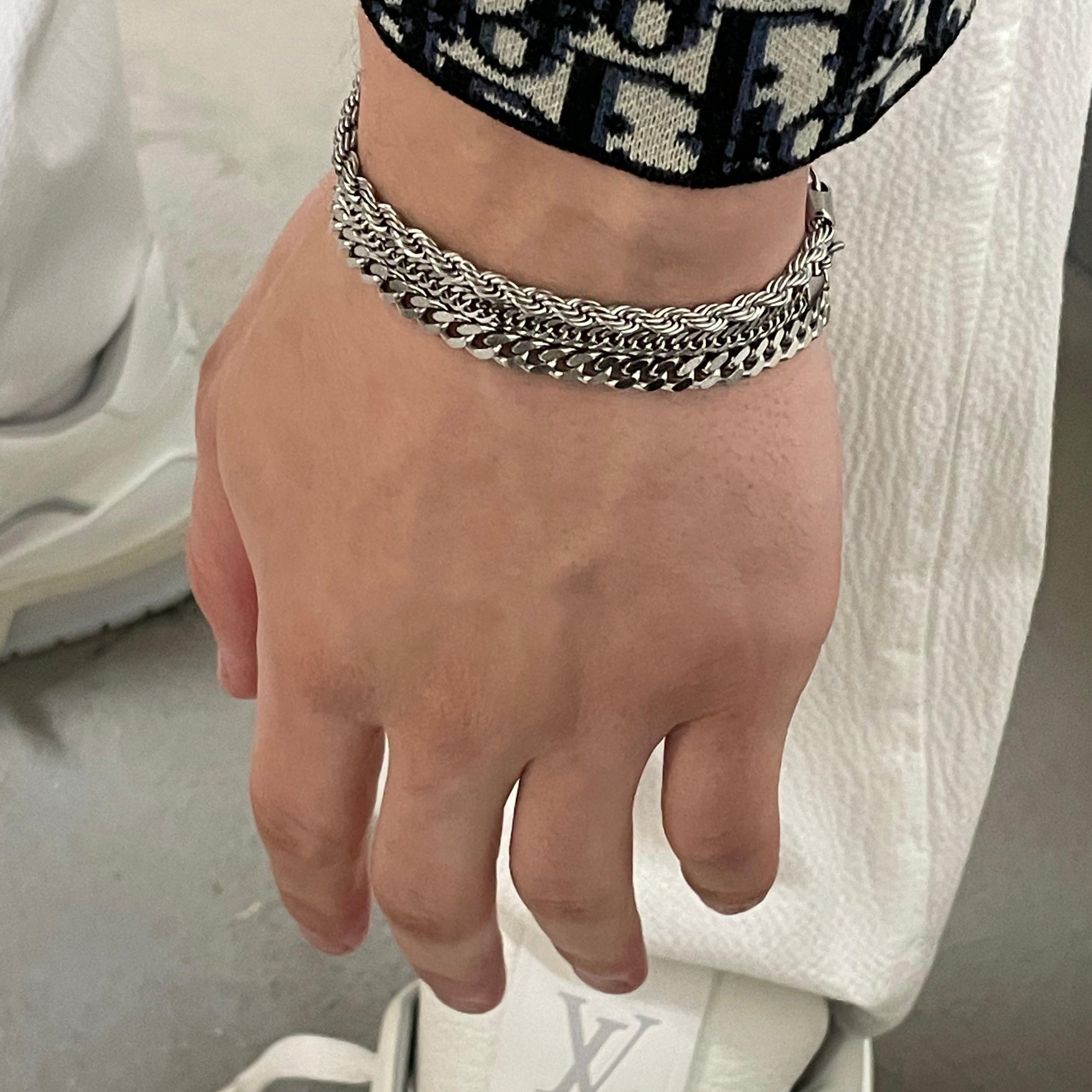 Motion Bracelet Male Product Image