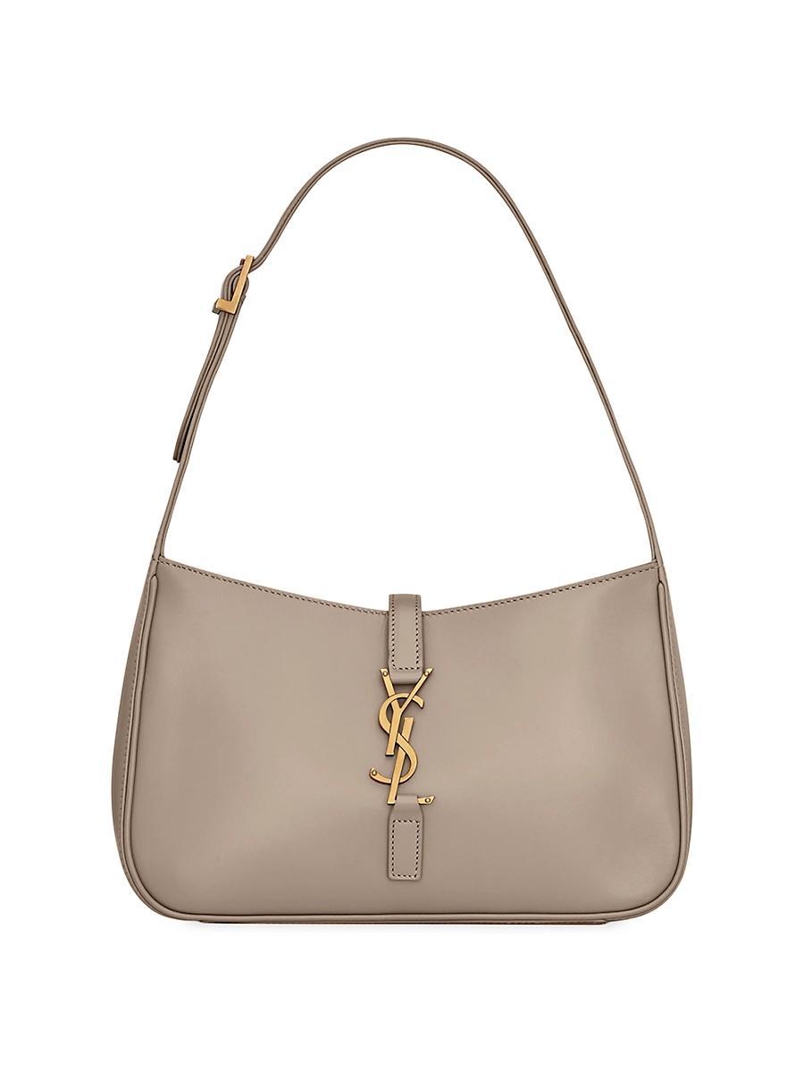 Womens Le 5  7 Hobo Bag in Smooth Leather Product Image