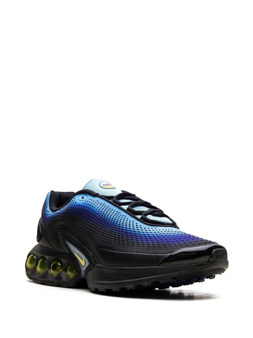 Nike Men's Downshifter 13 Road Running Shoes (Extra Wide) Product Image