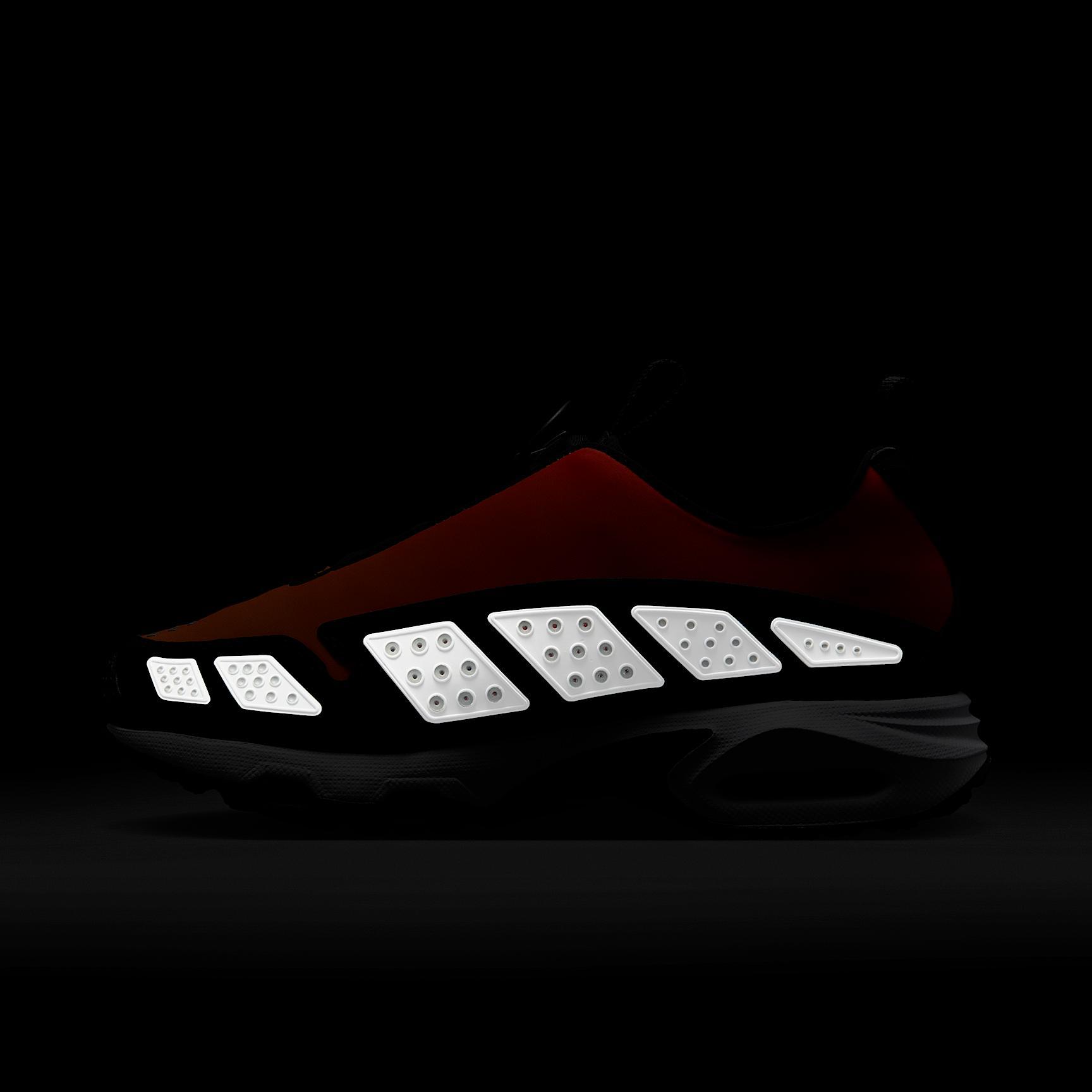 Nike Women's Air Max SNDR Shoes Product Image