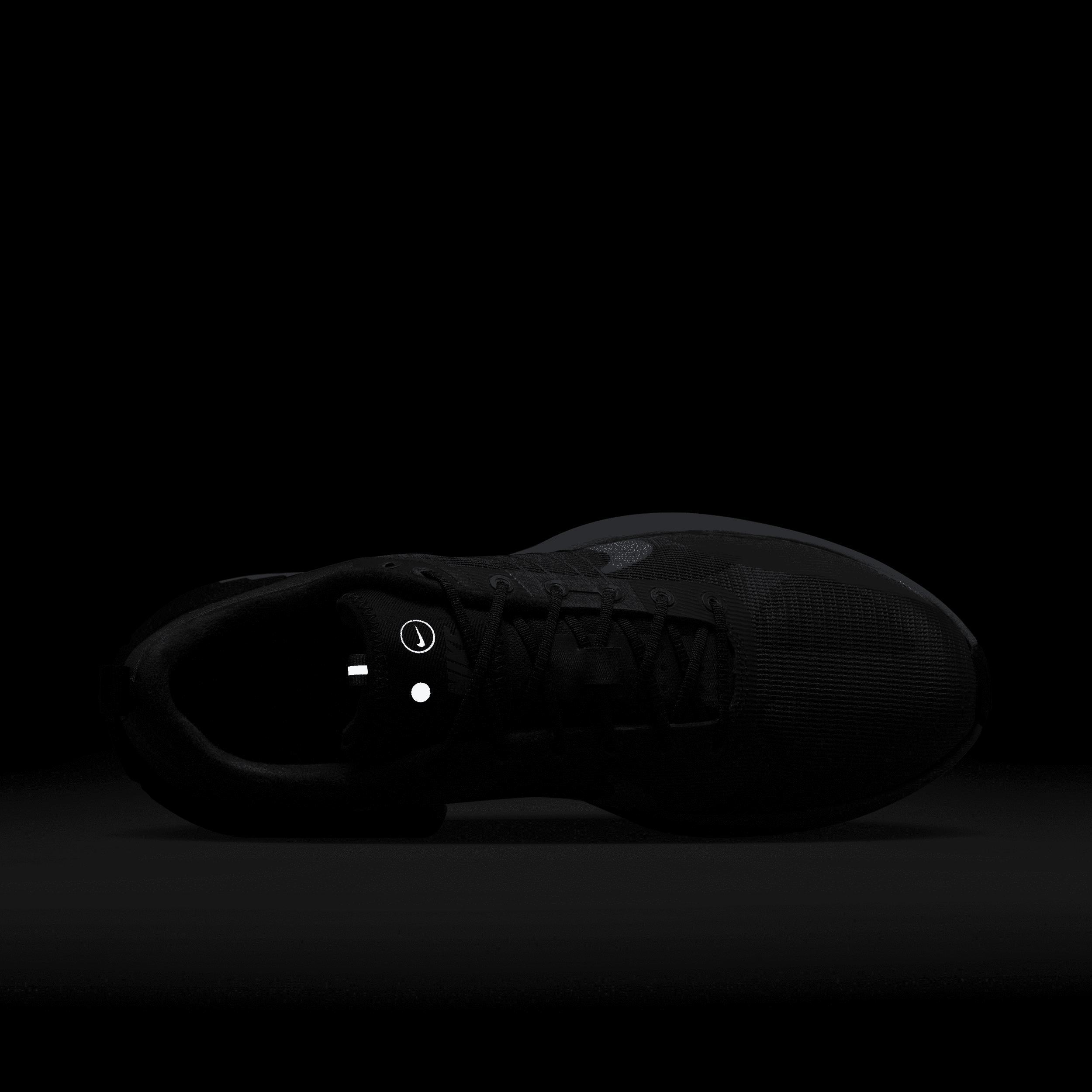 Nike Mens Lunar Roam Casual Shoes Product Image