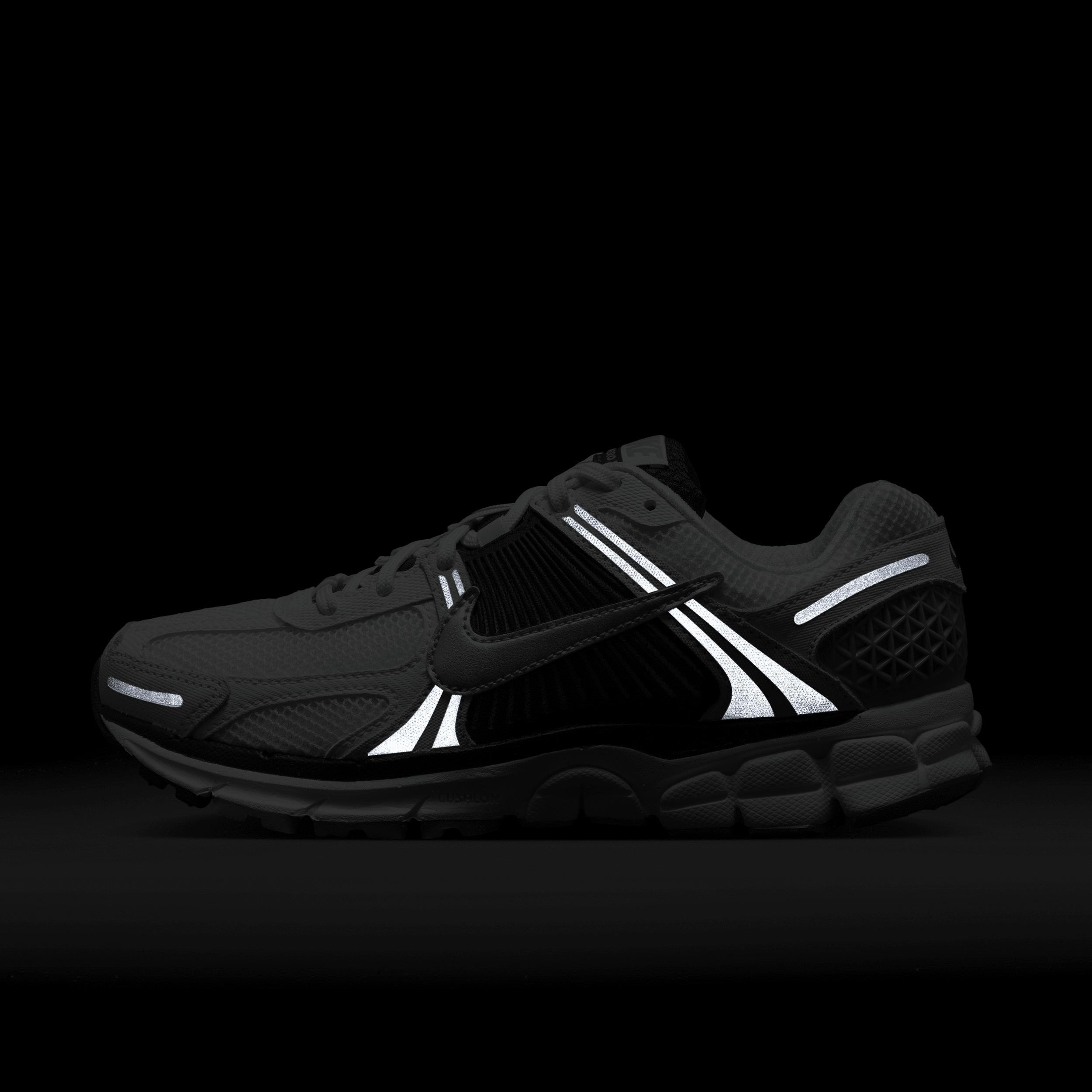 Nike Women's Zoom Vomero 5 Shoes Product Image