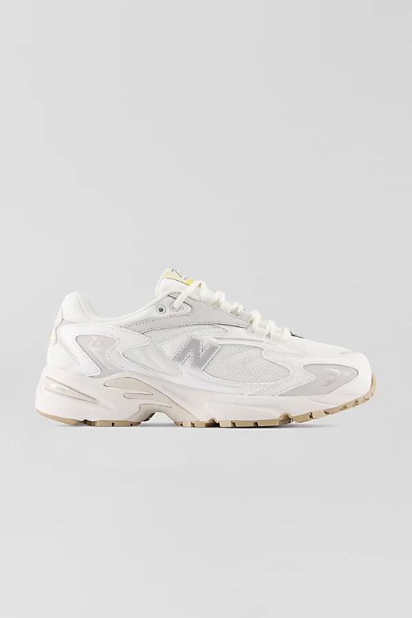 New Balance Womens 725v1 Sneaker Womens at Urban Outfitters Product Image
