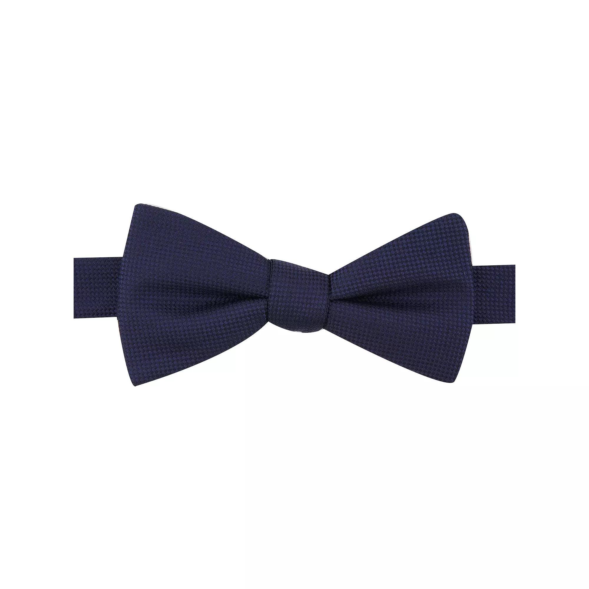 Men's Bespoke Pre-Tied Bow Tie, Blue Oxford Product Image