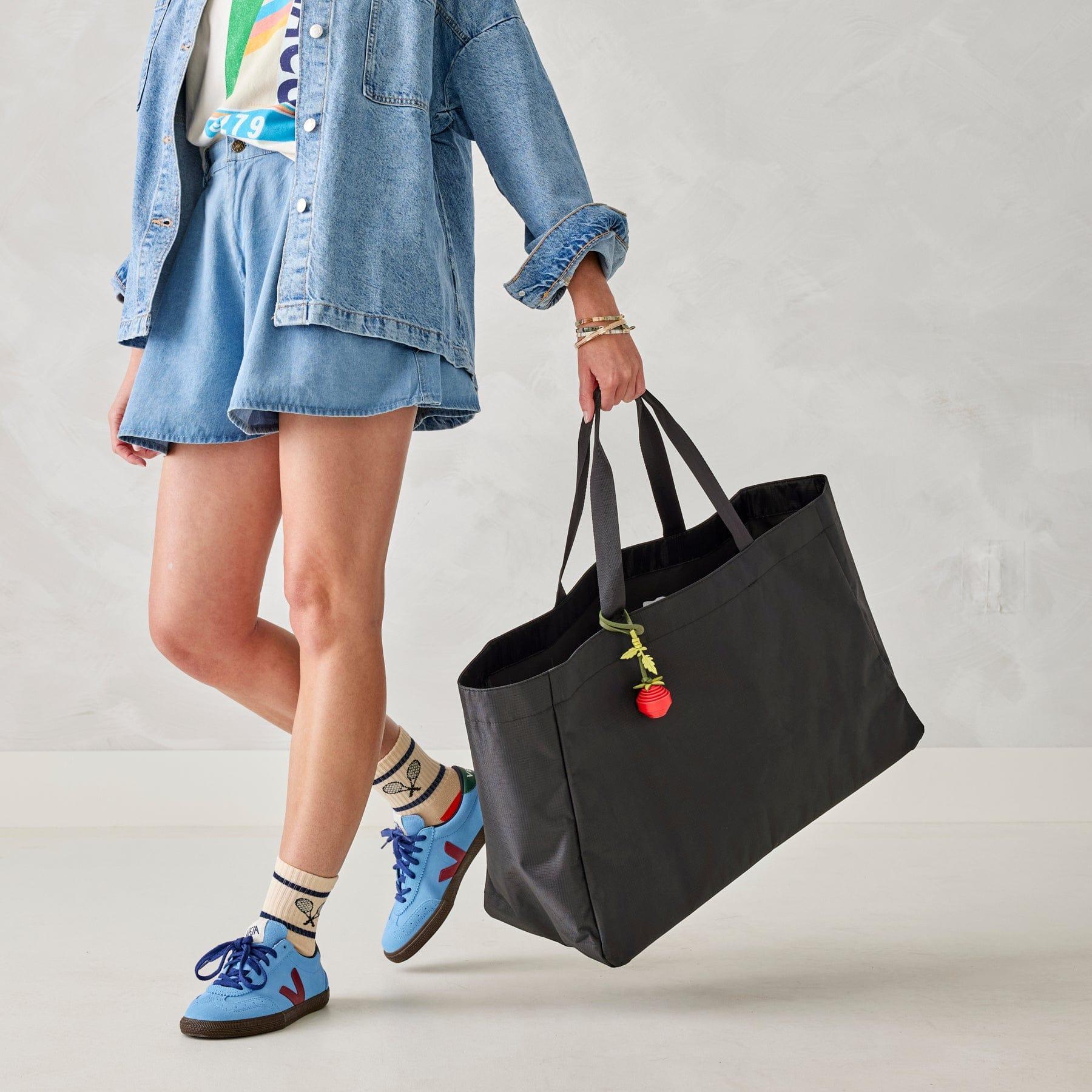 Glenrose Family Tote Product Image