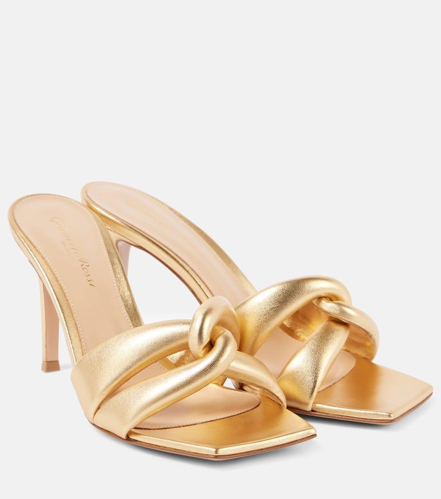 GIANVITO ROSSI Amour 85 Metallic Leather Mules In Gold Product Image