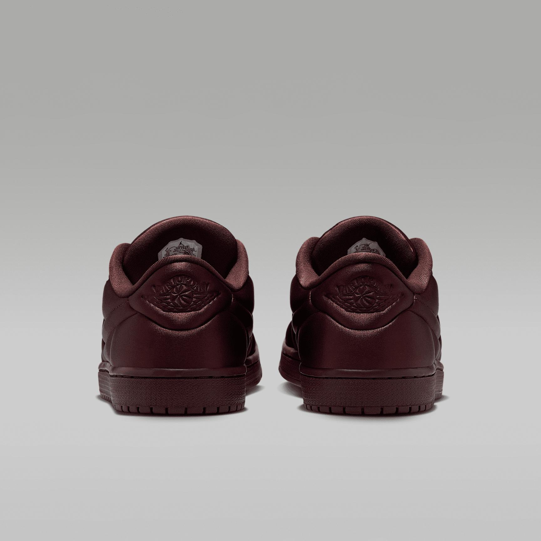 Air Jordan 1 Low Method of Make Women's Shoes Product Image
