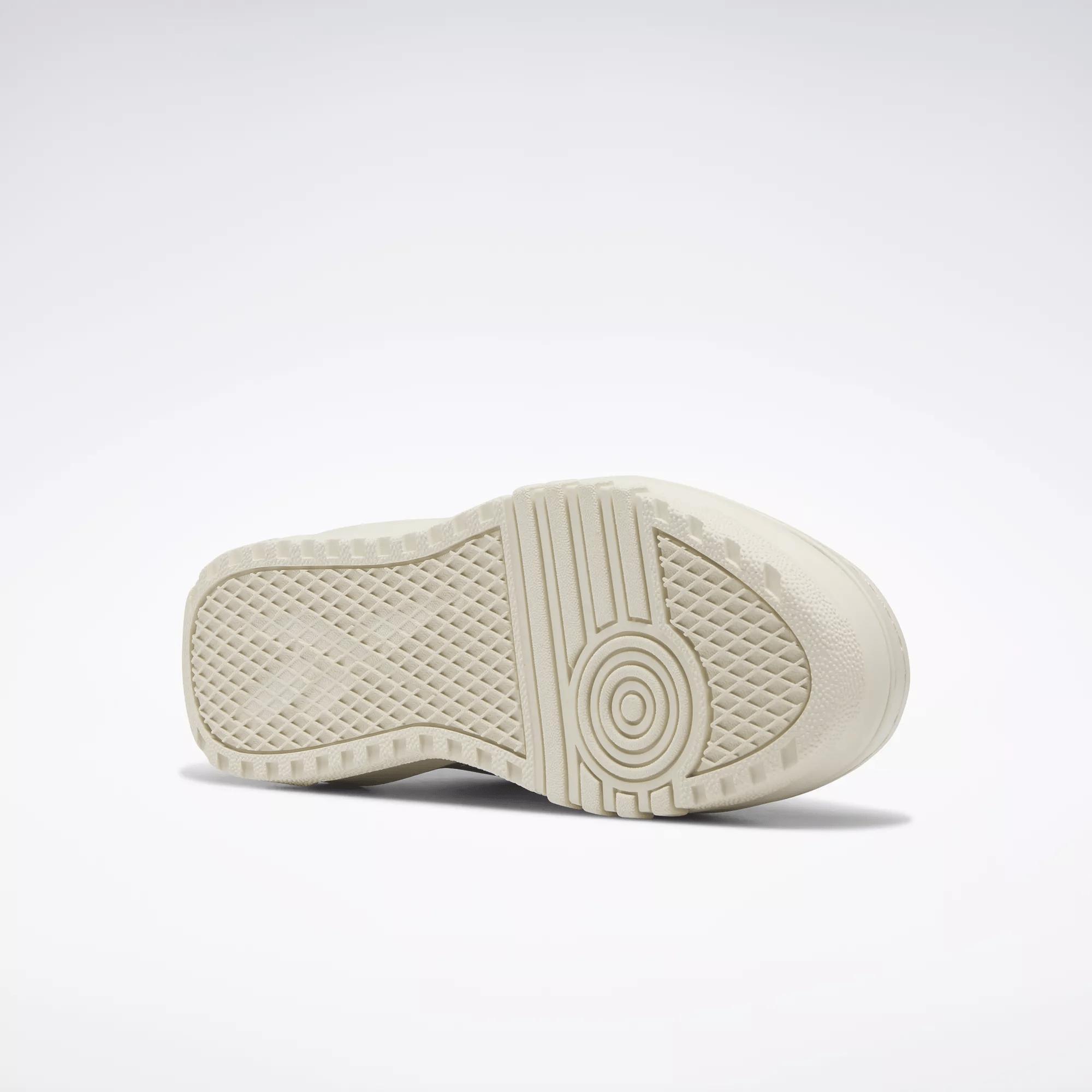 Women's Club C Extra Shoes Female Product Image