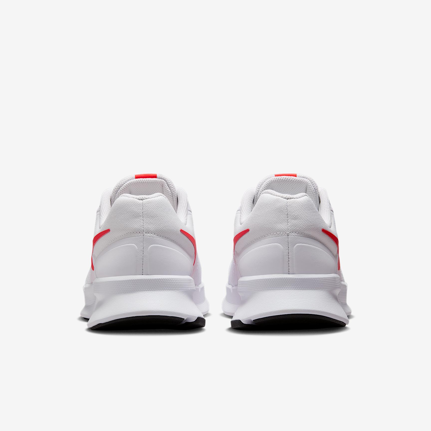 Nike Men's Run Swift 3 Road Running Shoes (Extra Wide) Product Image
