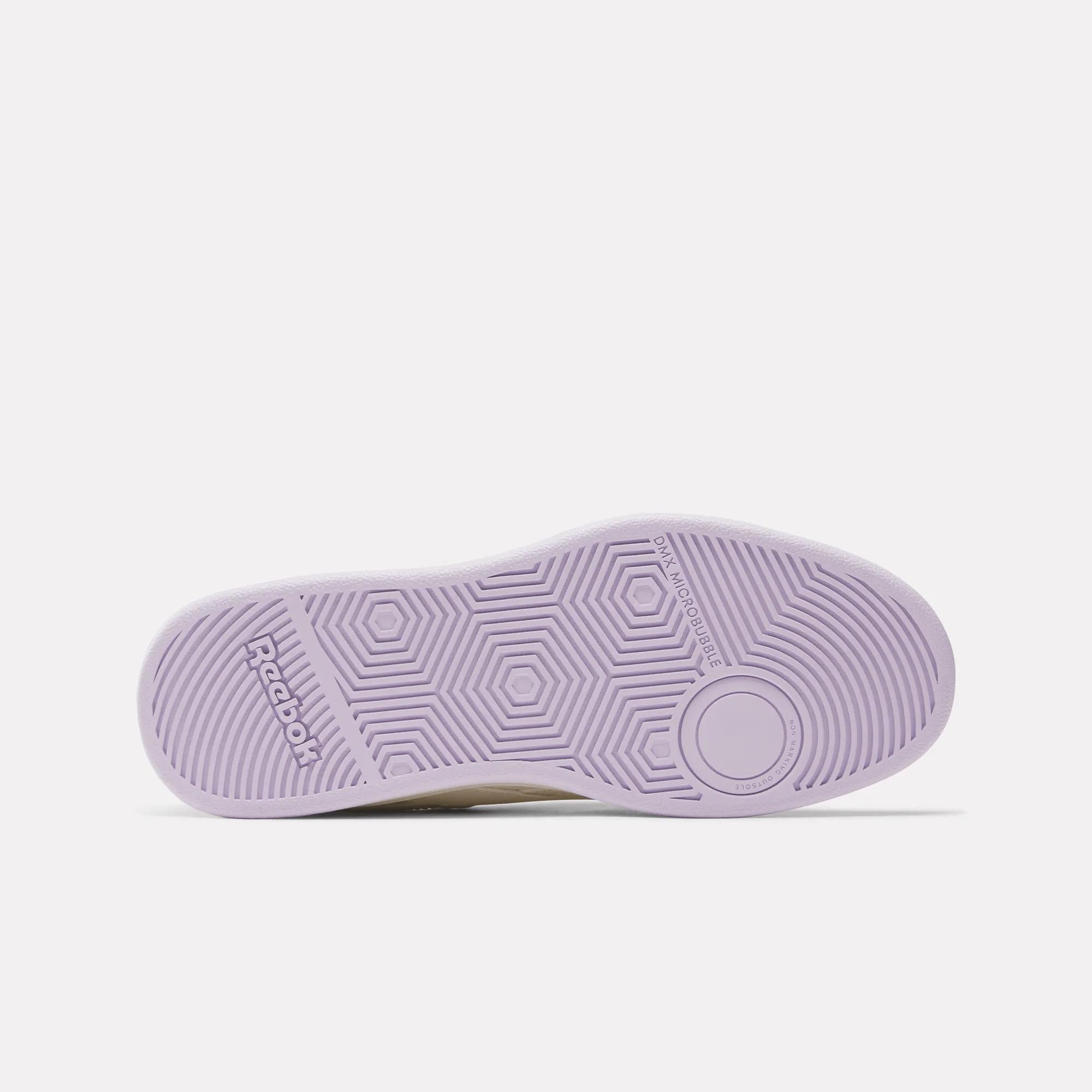 Women's Court Advance Shoes in White Product Image