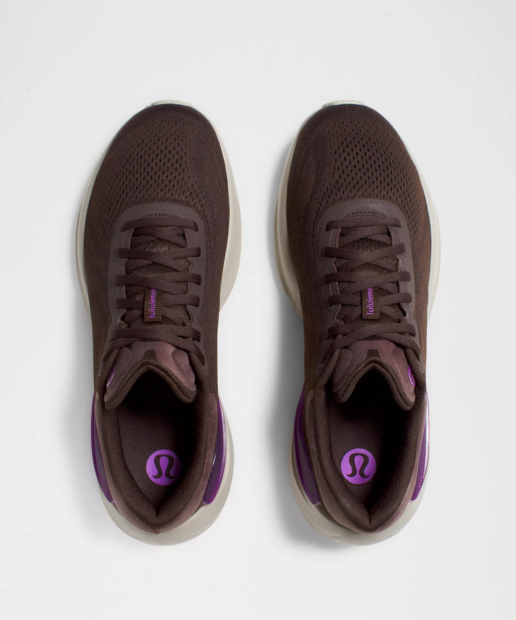 Men's Beyondfeel Running Shoe Product Image