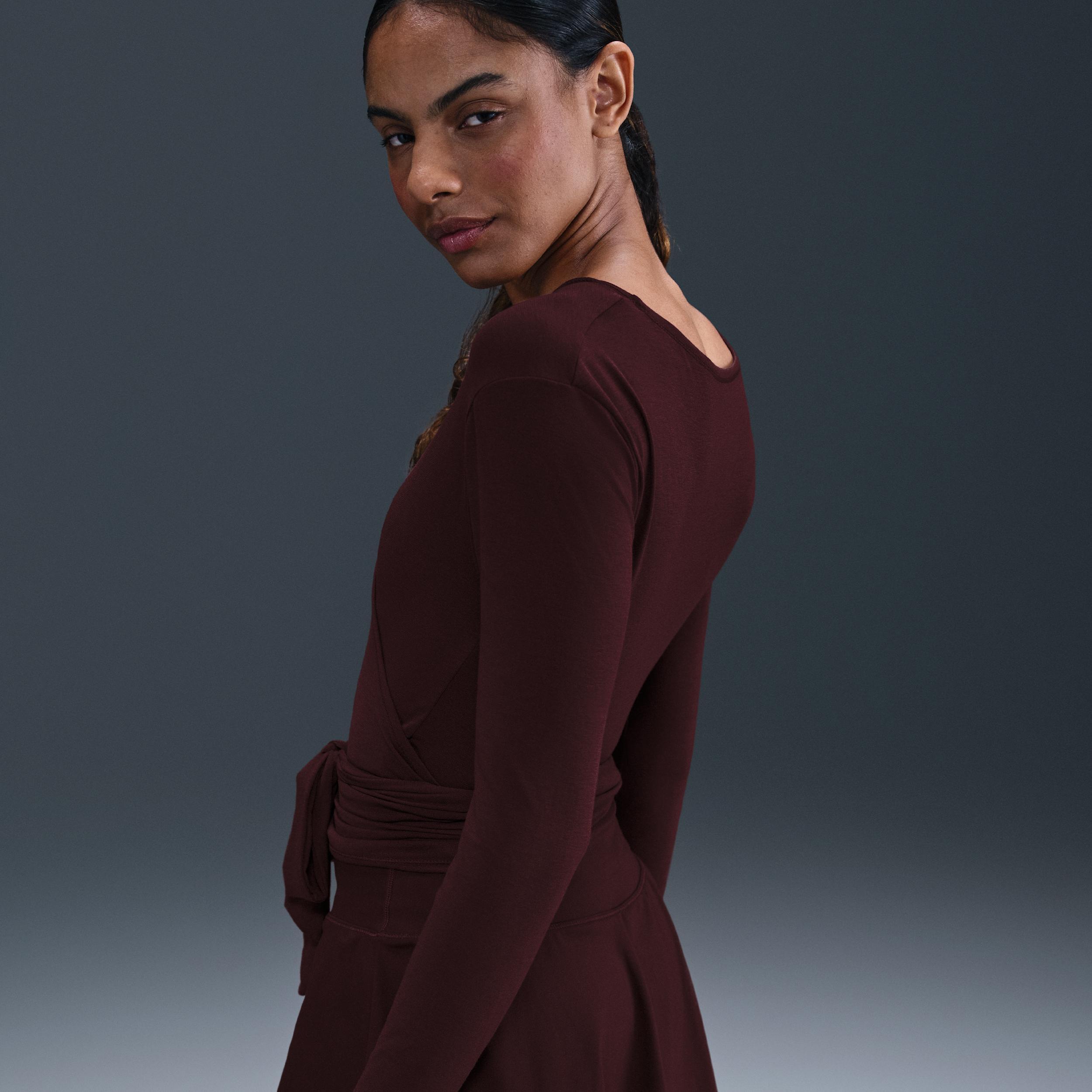 Nike One Relaxed Women's Dri-FIT Top Product Image