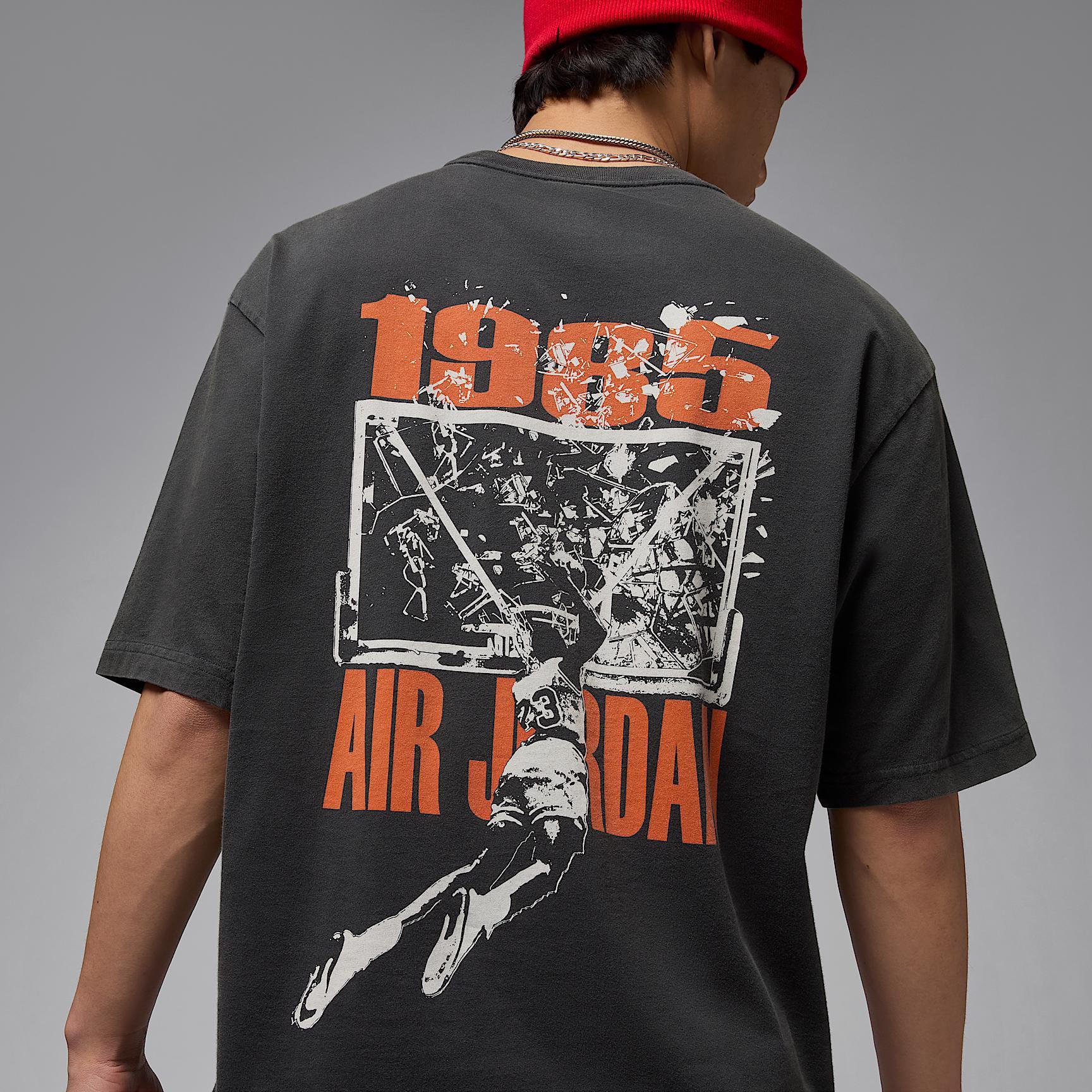 Jordan Brooklyn Men's Oversized Graphic T-Shirt Product Image