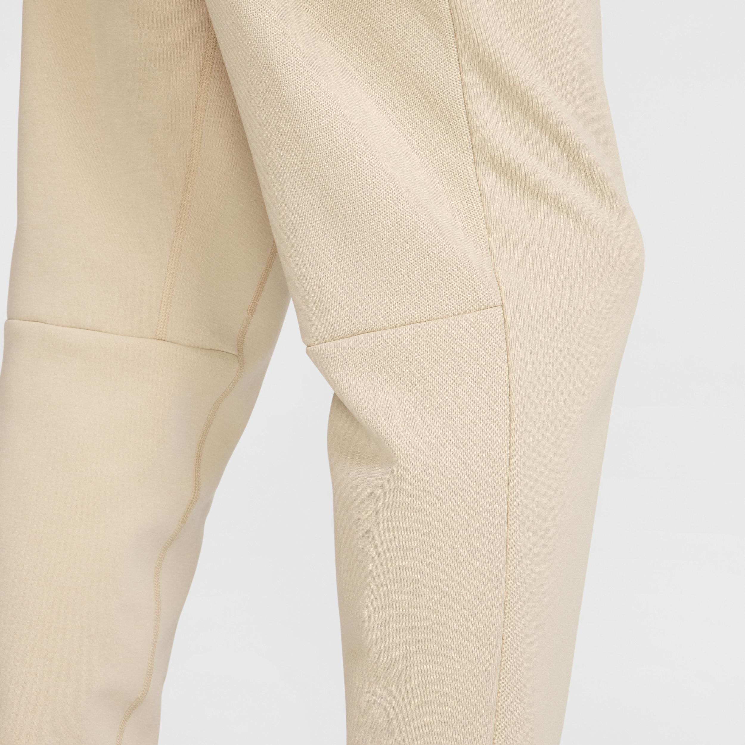 Nike Men's Primary Fleece Dri-FIT UV Tapered Performance Pants Product Image