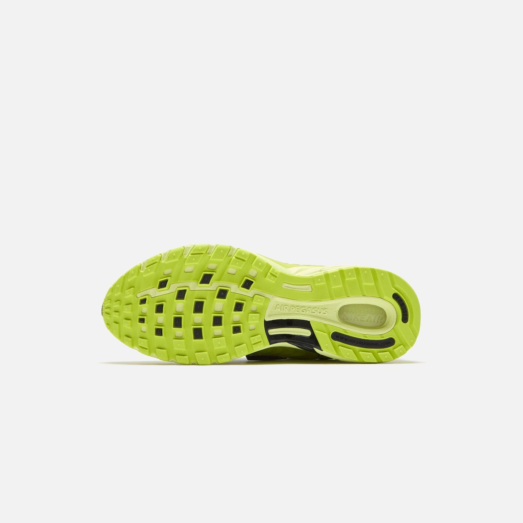Nike Air Pegasus Wave - Light Lemon Twist / Black / Cyber Male Product Image