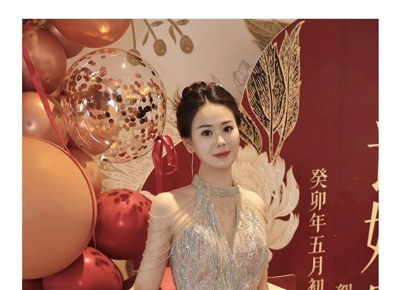 Halter V-Neck Cold Shoulder Sequin Fringed A-Line Evening Gown Product Image