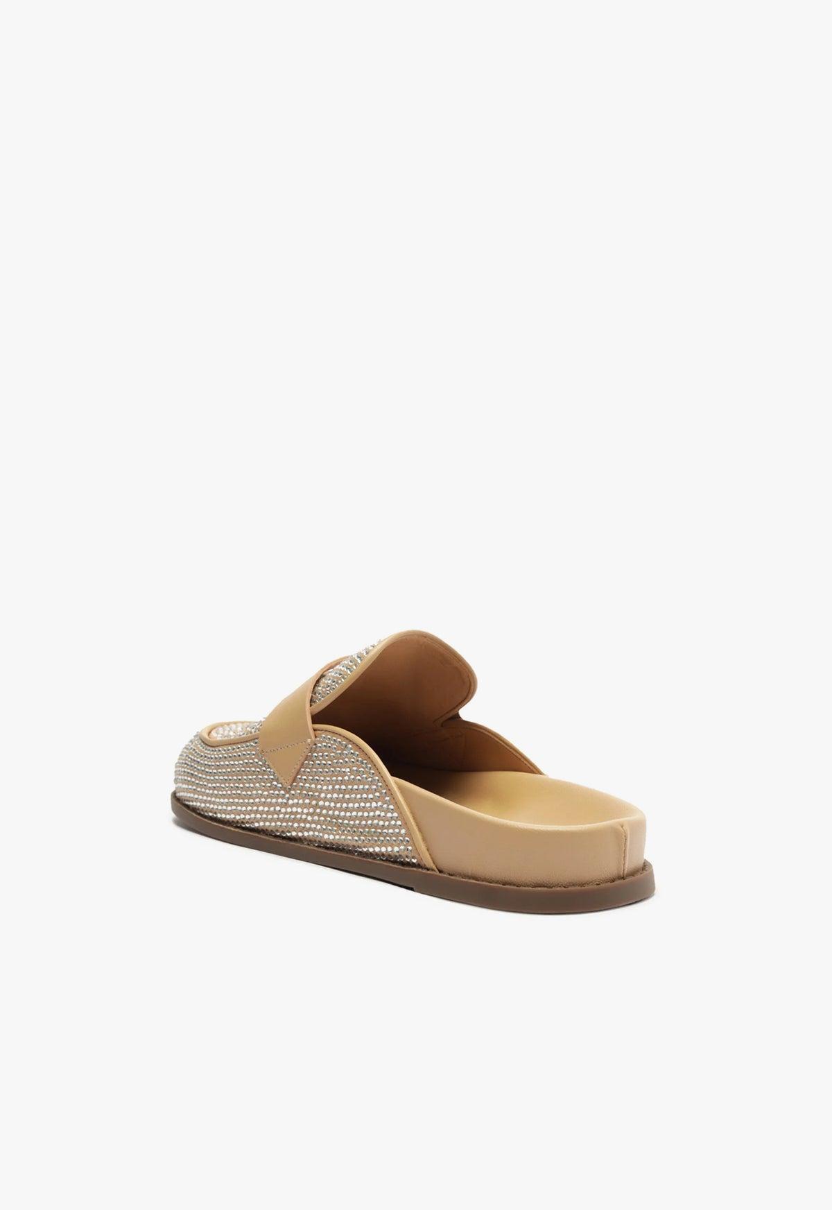 Ava Flat Product Image