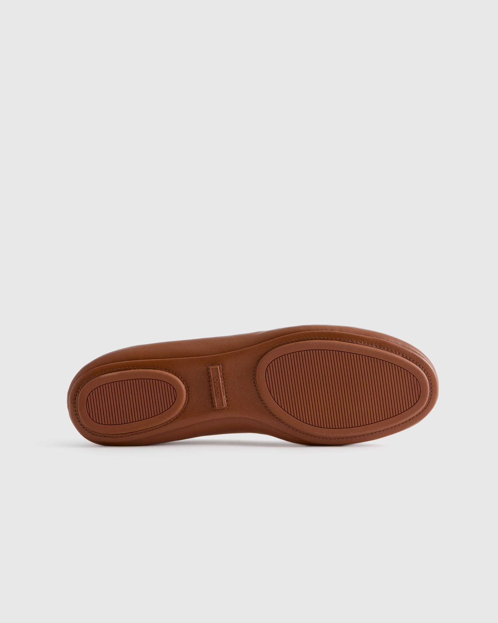 Quince | Women's Italian Leather On-The-Go Ballet Flat Product Image