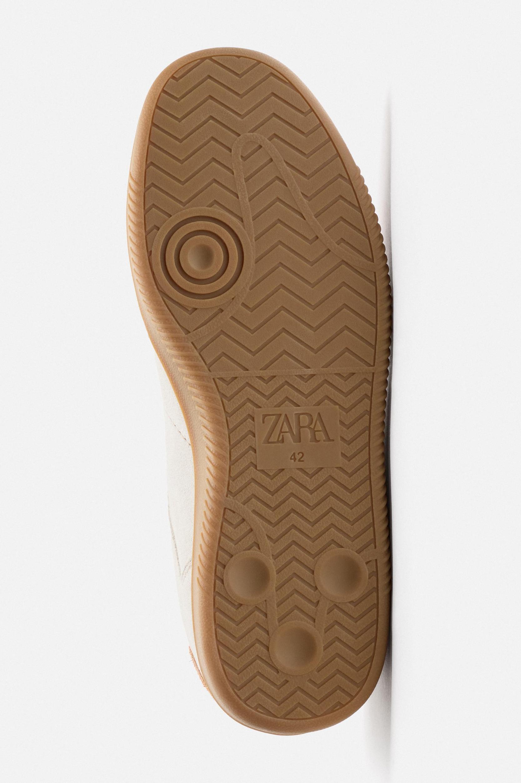 CONTRAST SOLE LEATHER SNEAKERS Product Image