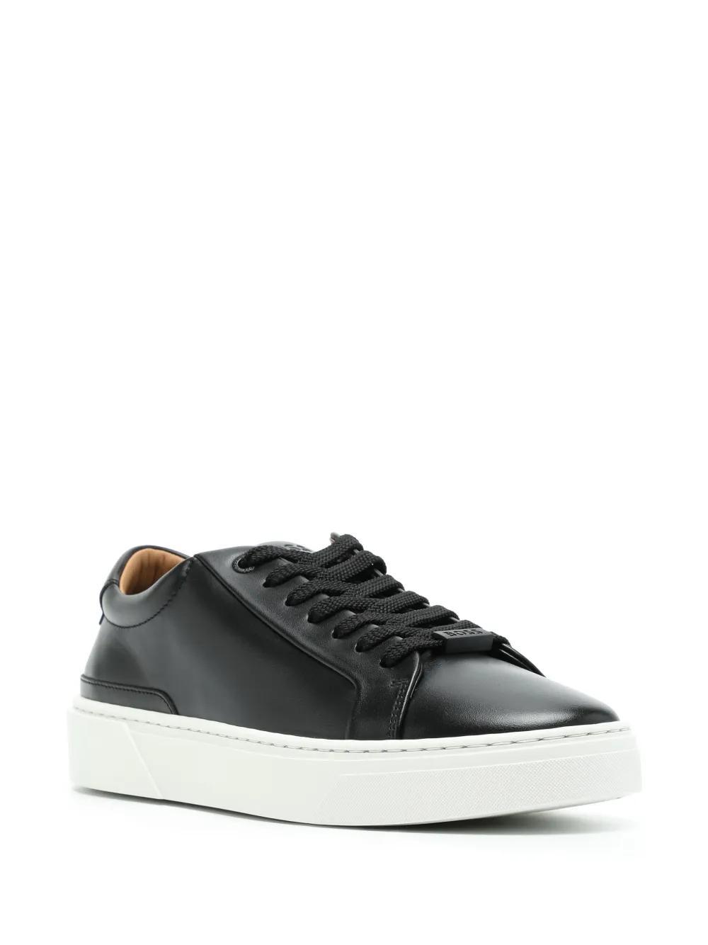 logo-plaque leather sneakers Product Image