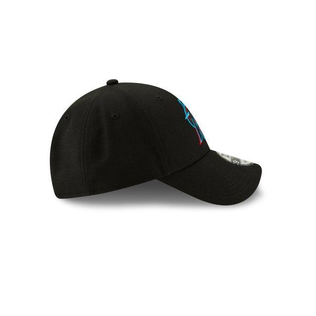 Cleveland Guardians 9FORTY Trucker Hat Male Product Image